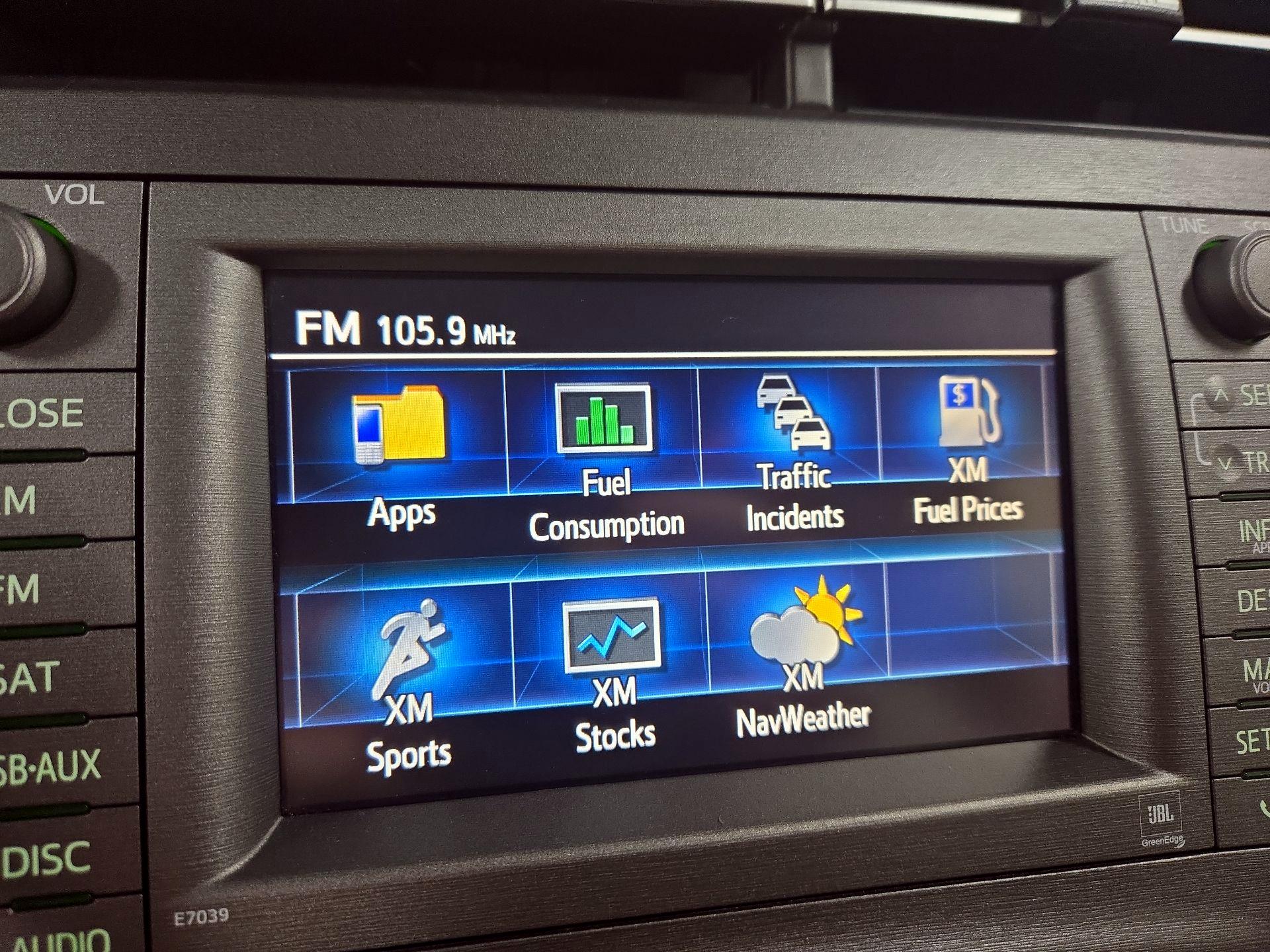 Thumbnail: 2015 Toyota Prius - 15
