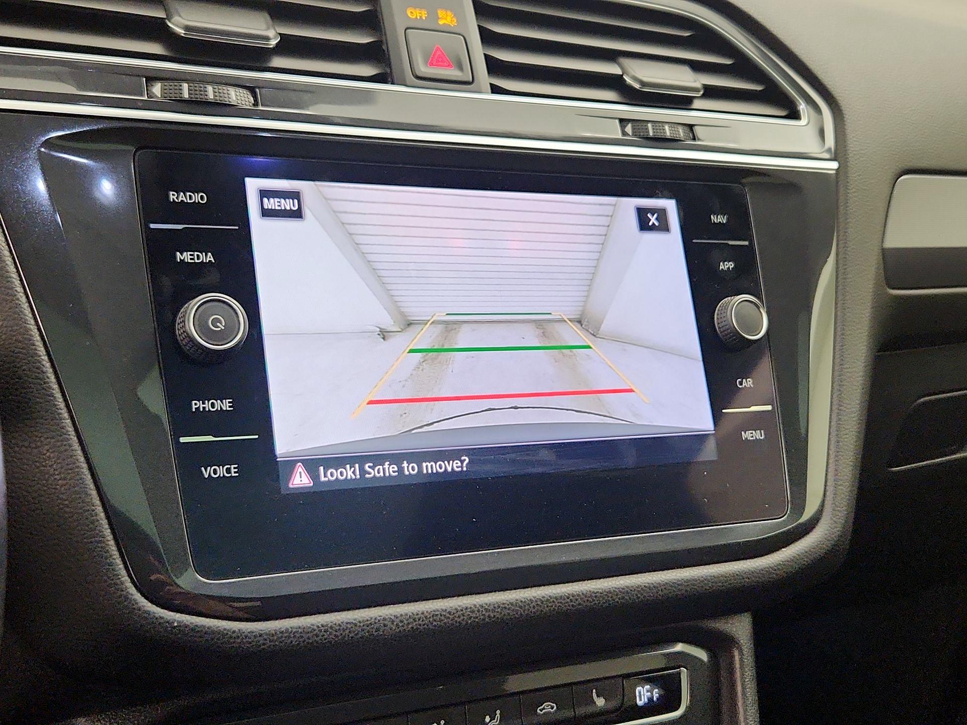 Thumbnail: 2019 Volkswagen Tiguan - 15