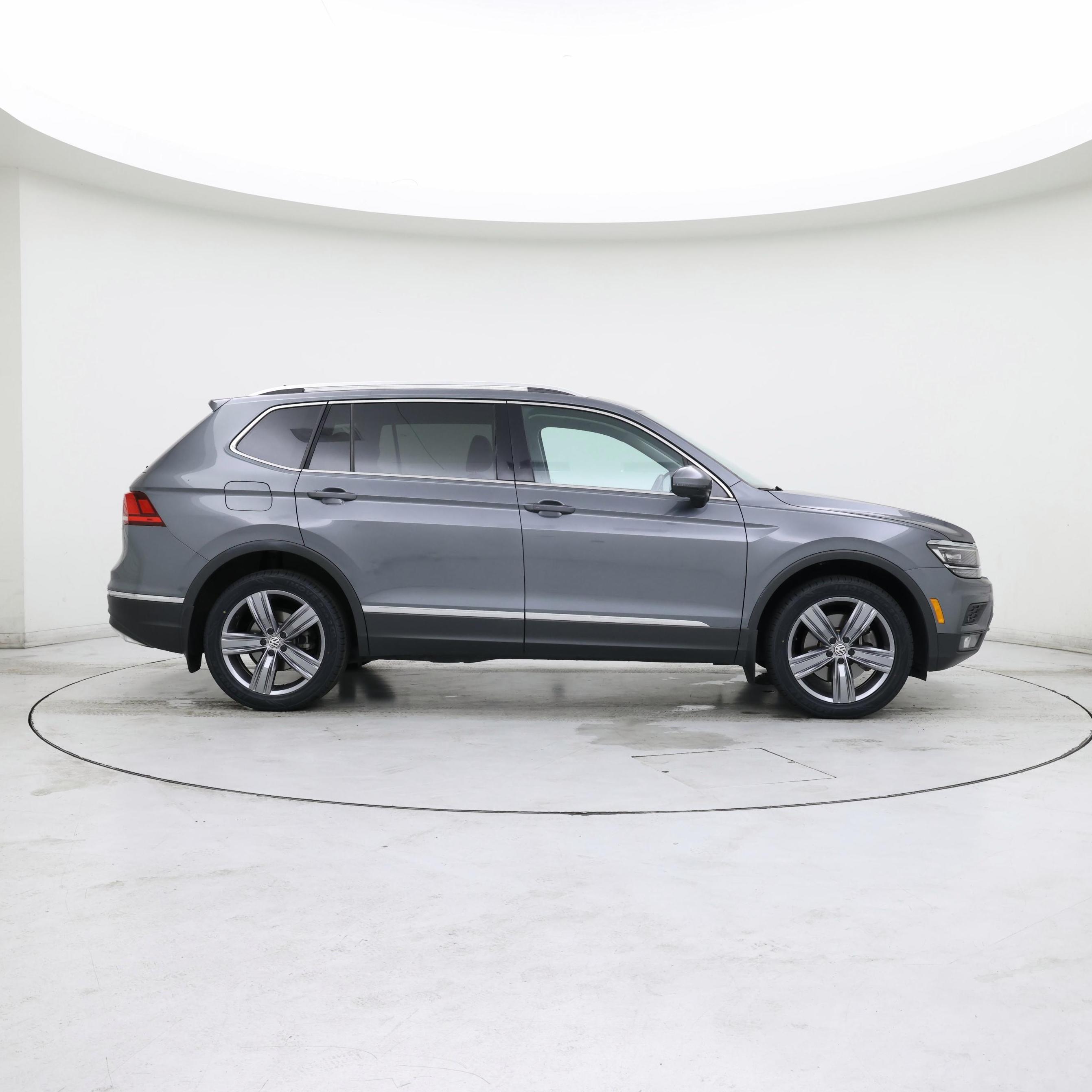 Thumbnail: 2019 Volkswagen Tiguan - 7