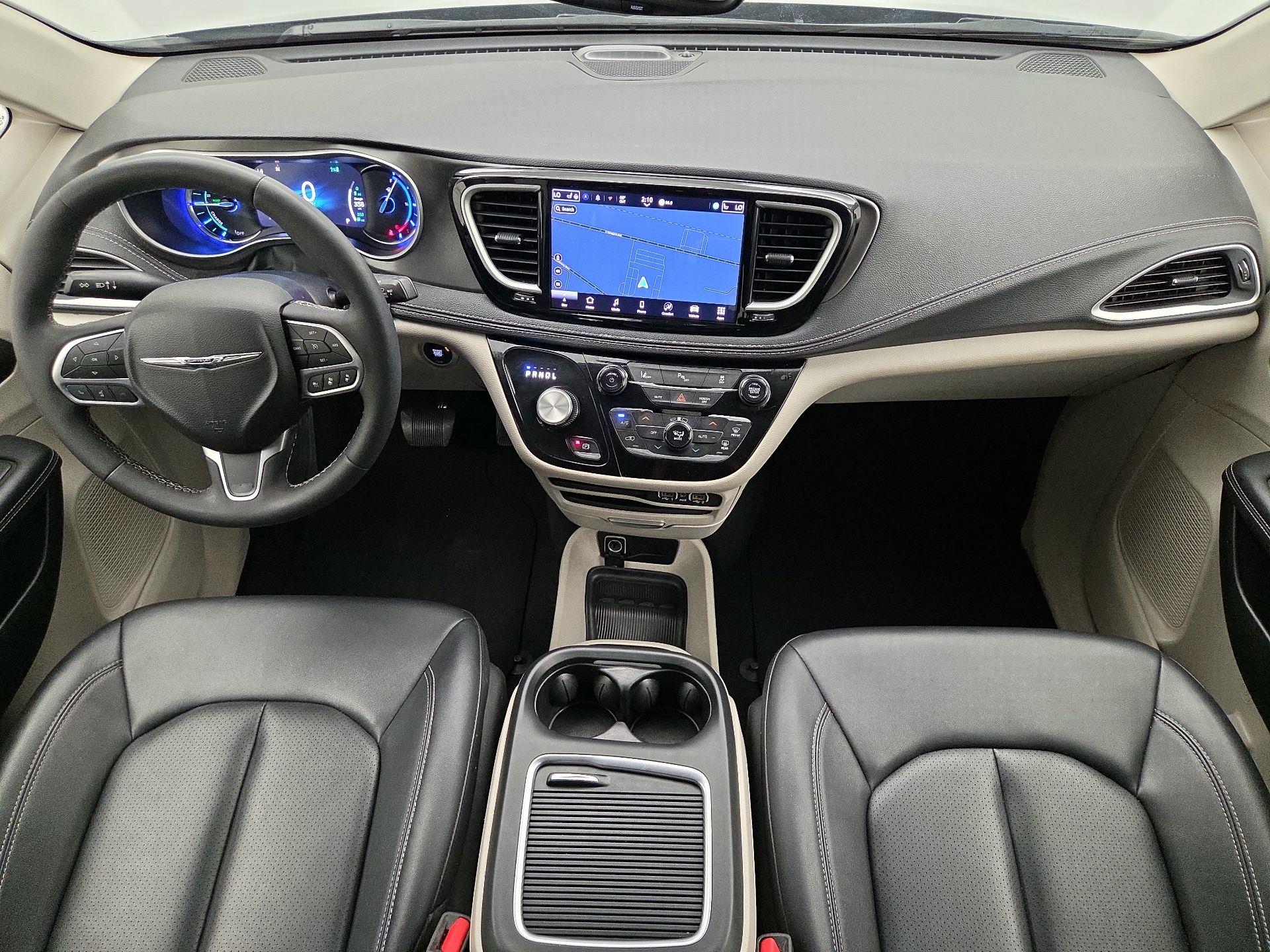 Thumbnail: 2024 Chrysler Pacifica - 9