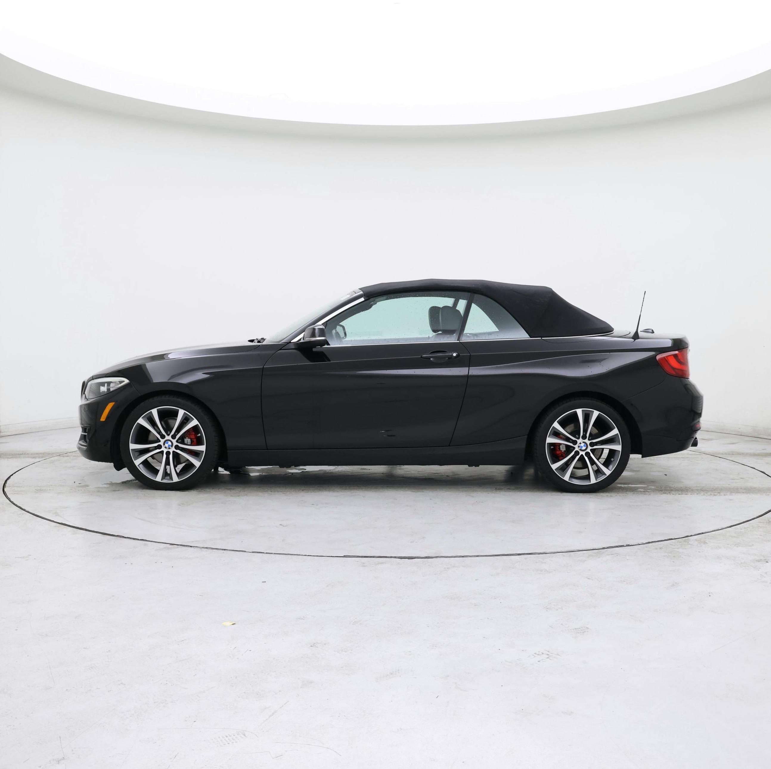 Thumbnail: 2015 BMW 2 Series - 3