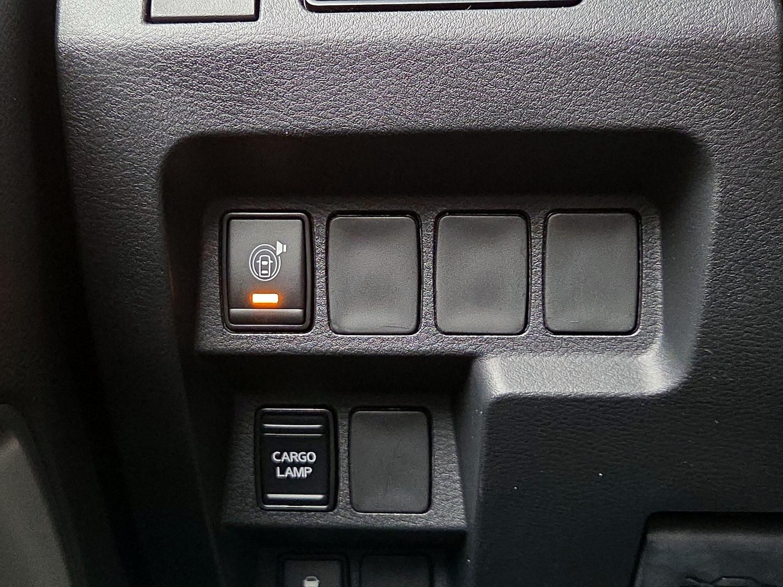 2026 Nissan Frontier SV - Photo 14