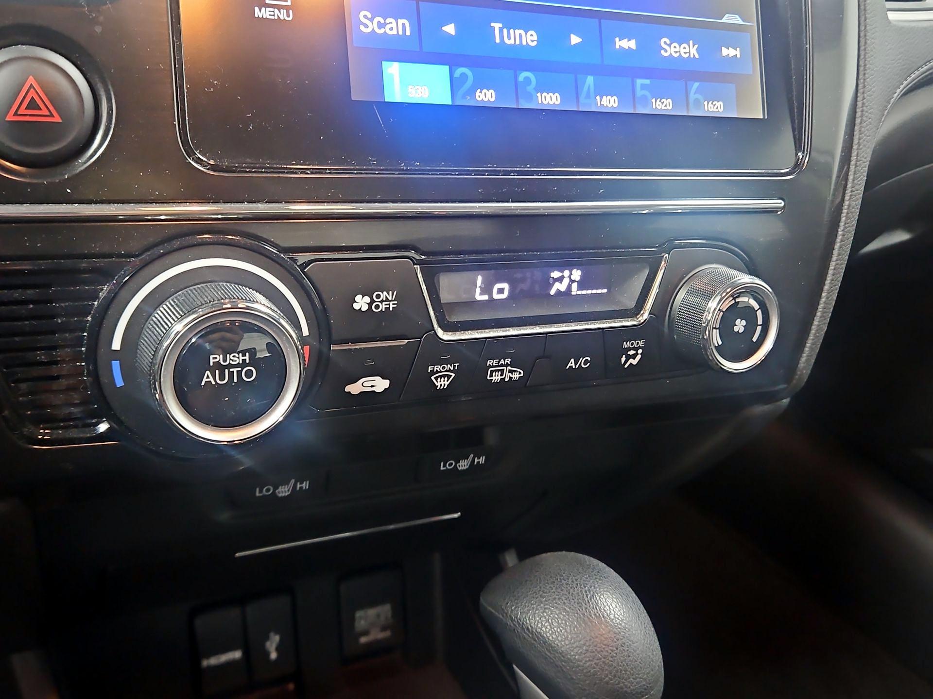 Thumbnail: 2015 Honda Civic - 16