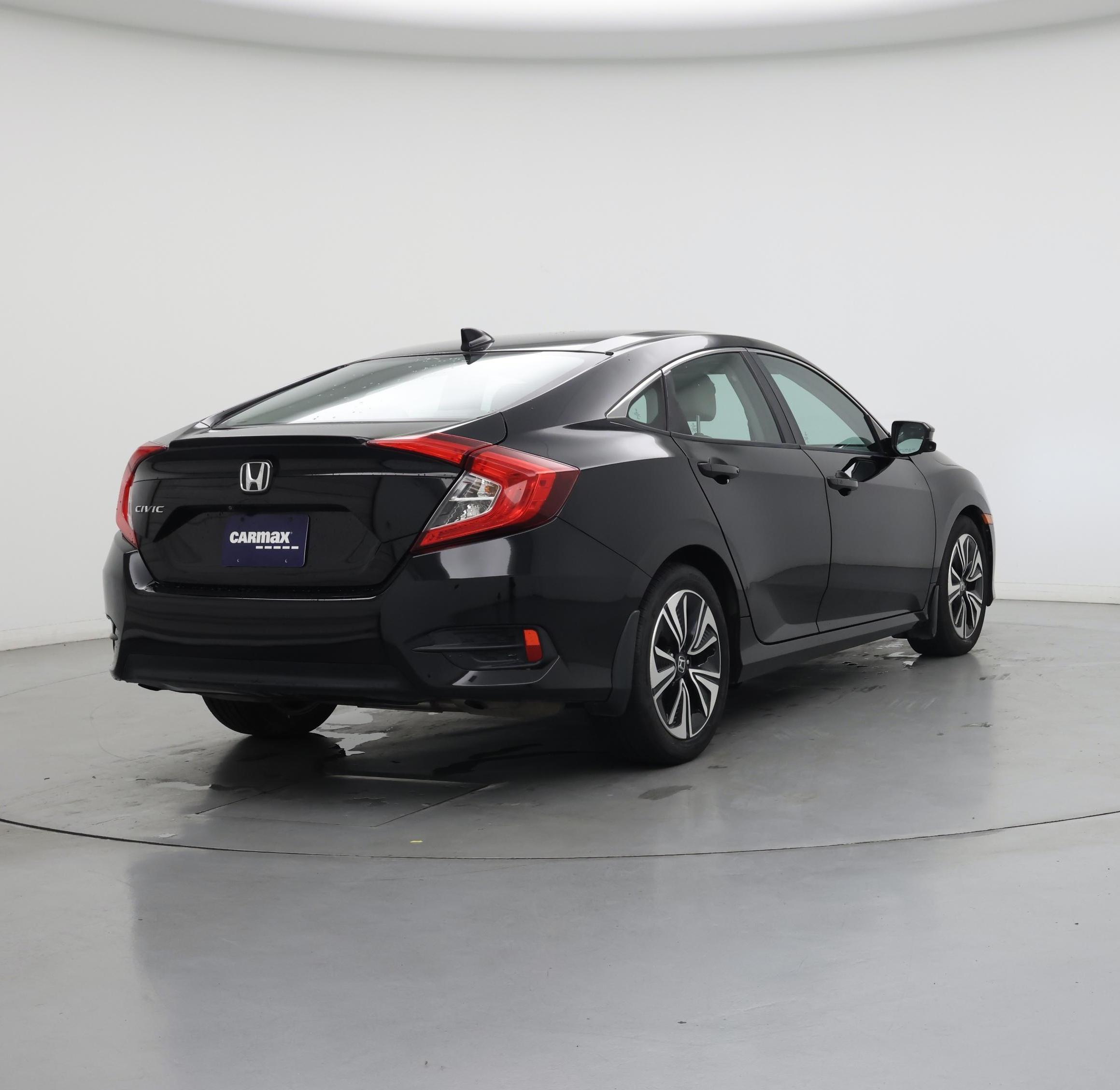 Thumbnail: 2017 Honda Civic - 8