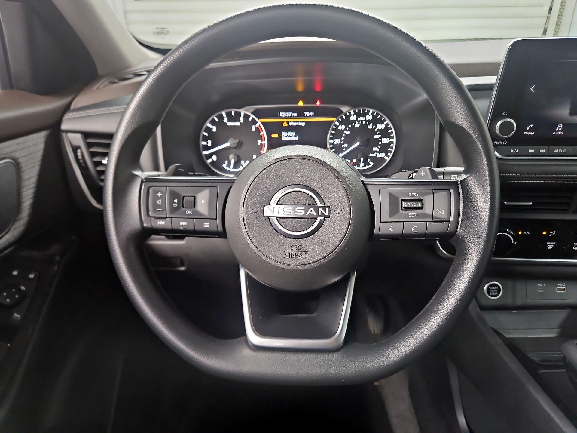 Thumbnail: 2023 Nissan Rogue - 10