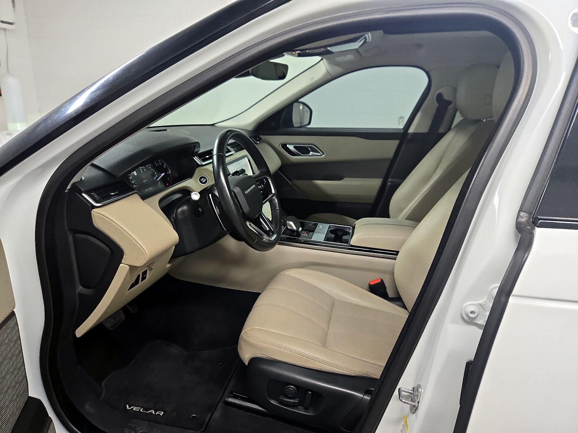 Thumbnail: 2021 Land Rover Range Rover Velar - 11