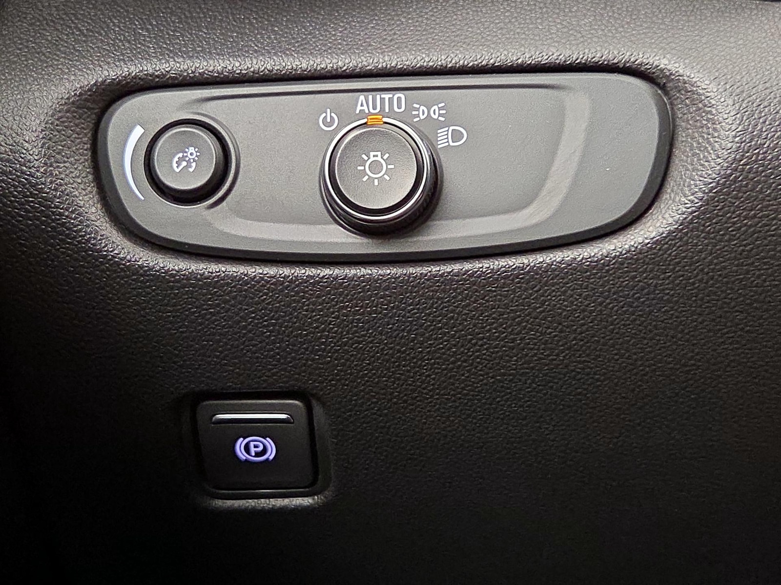 2023 Chevrolet Blazer 2LT - Photo 14