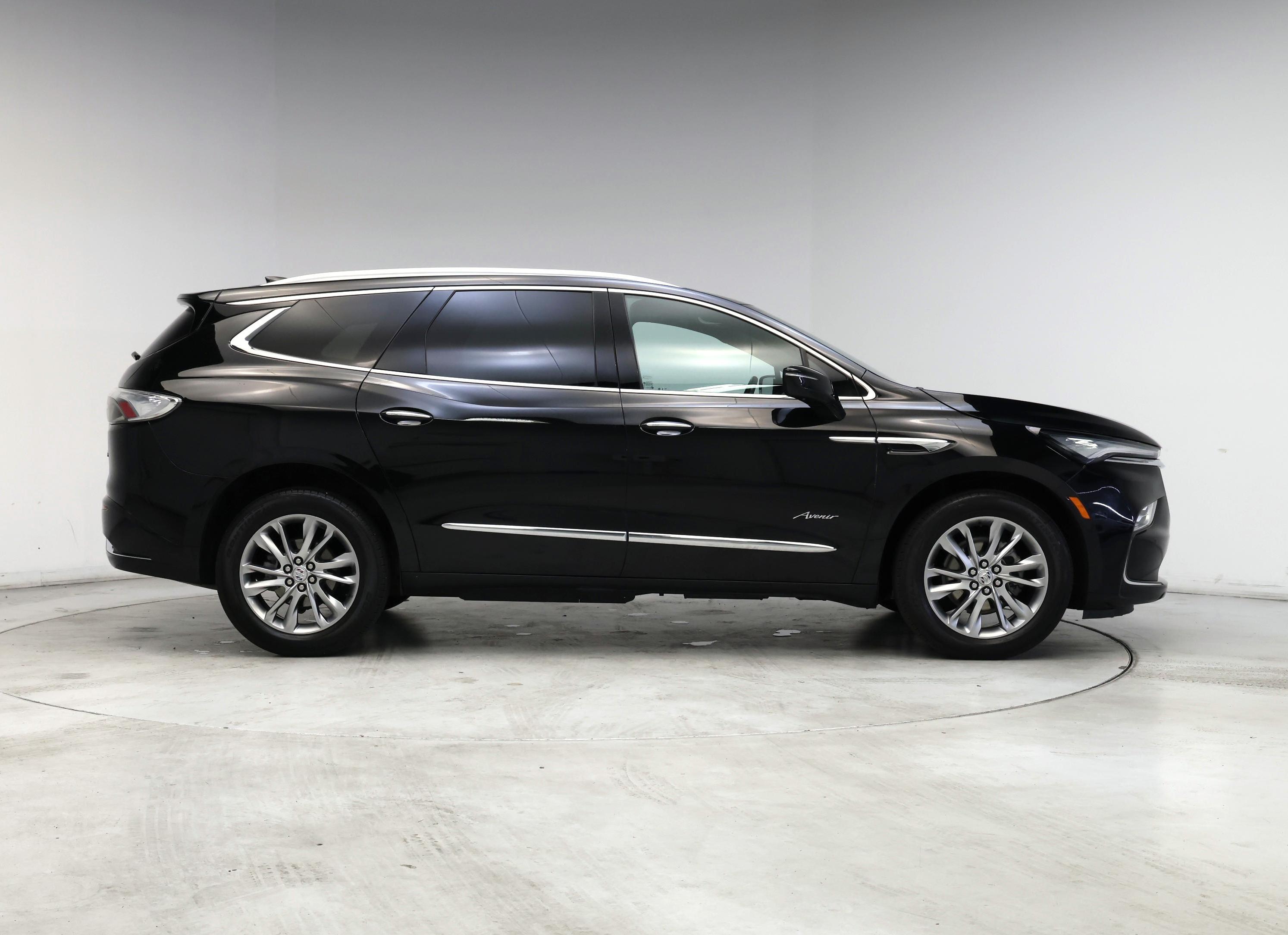 Thumbnail: 2023 Buick Enclave - 7