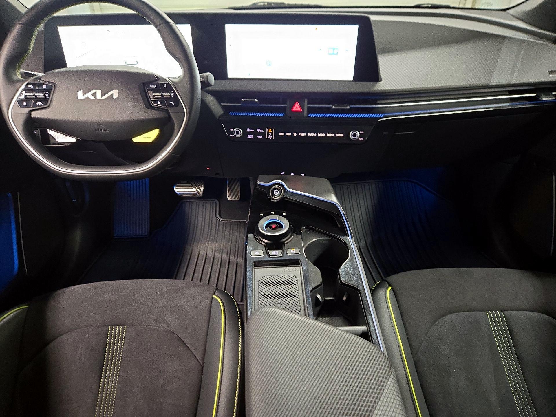 Thumbnail: 2024 Kia EV6 - 9