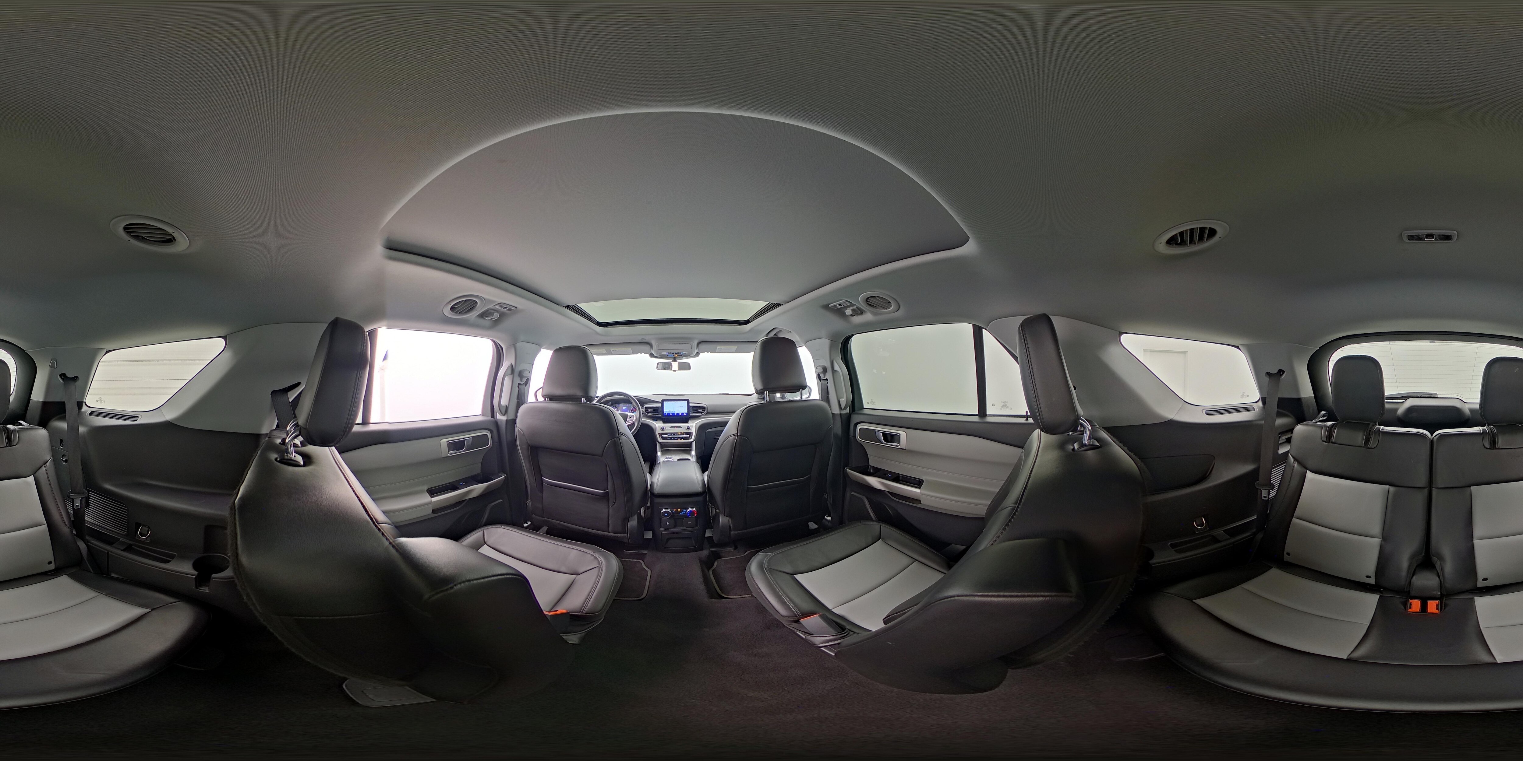 2022 Ford Explorer XLT - Photo 29