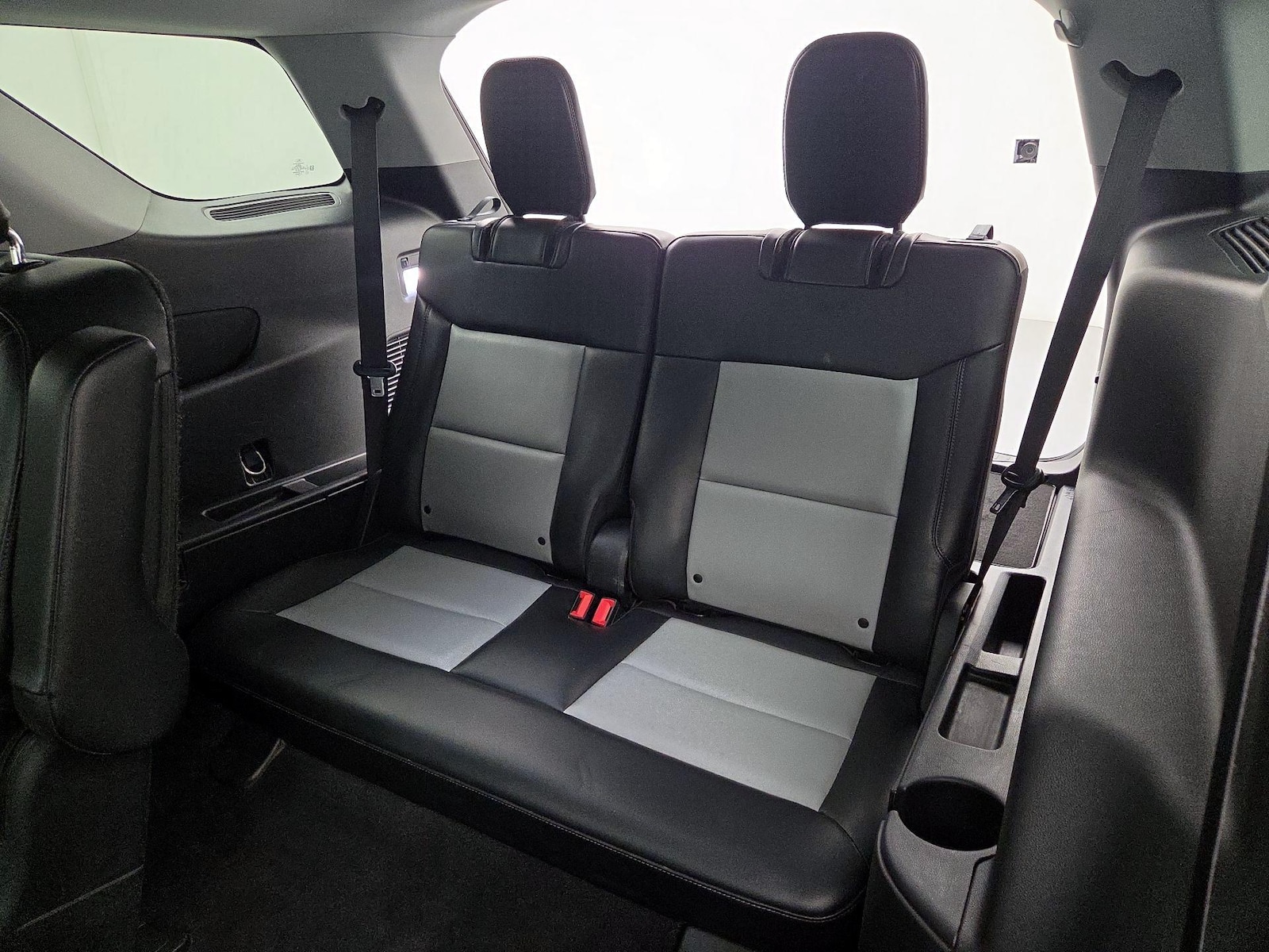 2022 Ford Explorer XLT - Photo 23