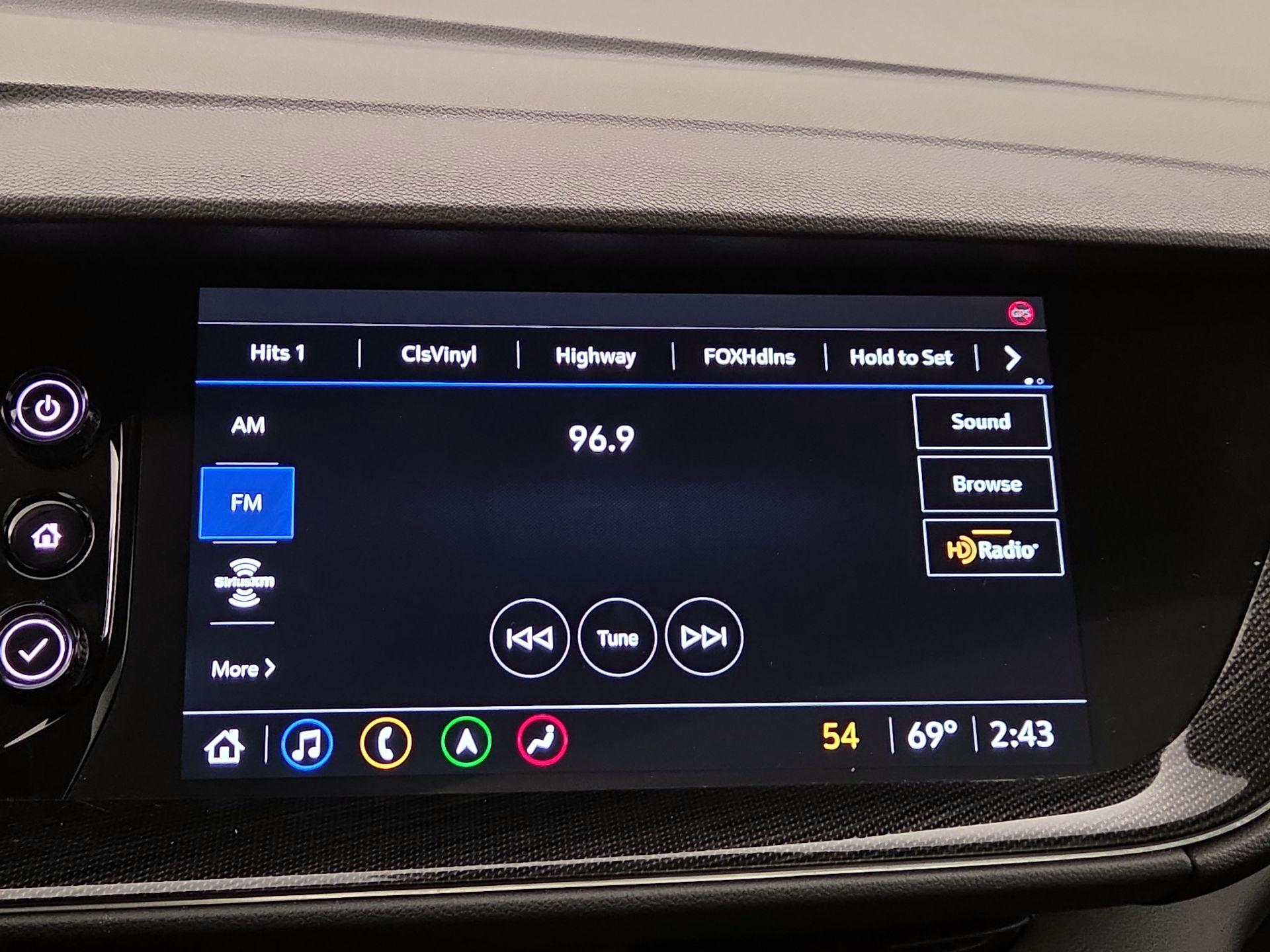 Thumbnail: 2023 Buick Envision - 16