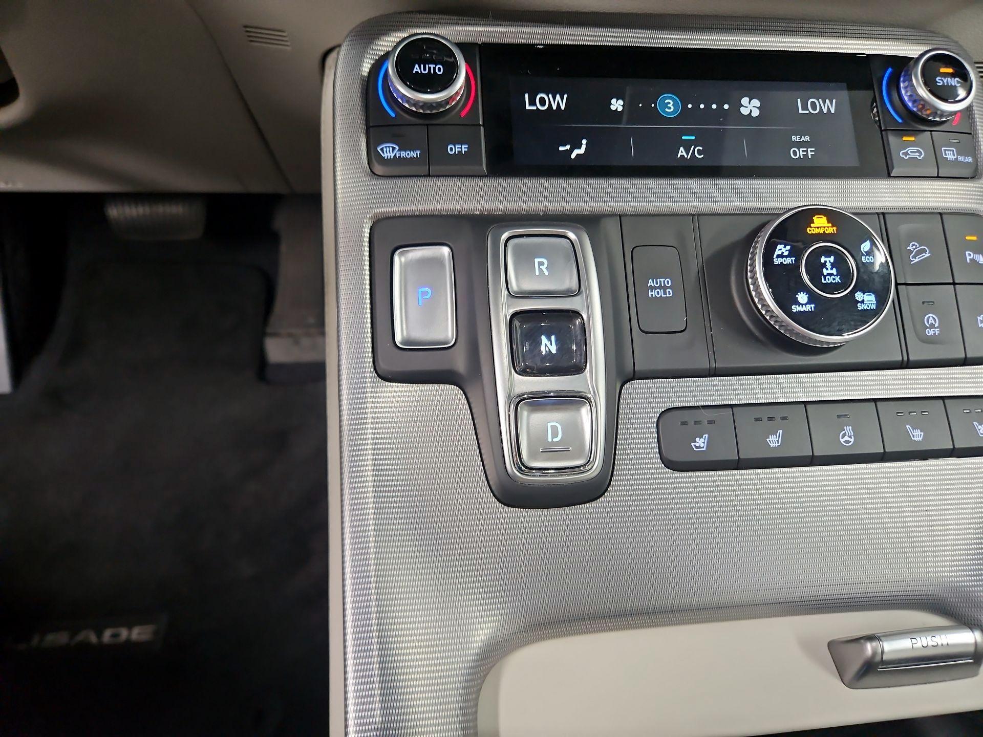 Thumbnail: 2024 Hyundai Palisade - 18