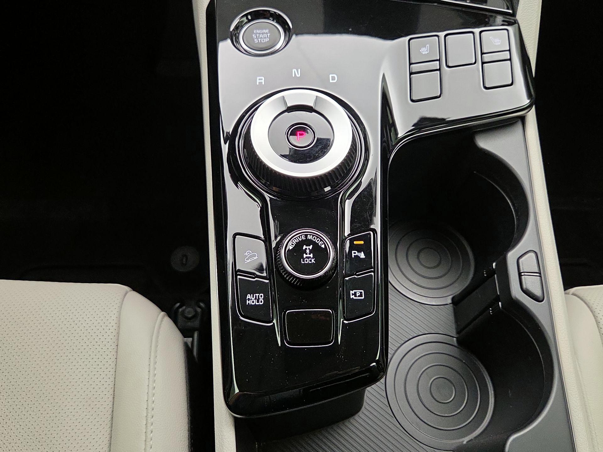 Thumbnail: 2025 Kia Sportage - 18