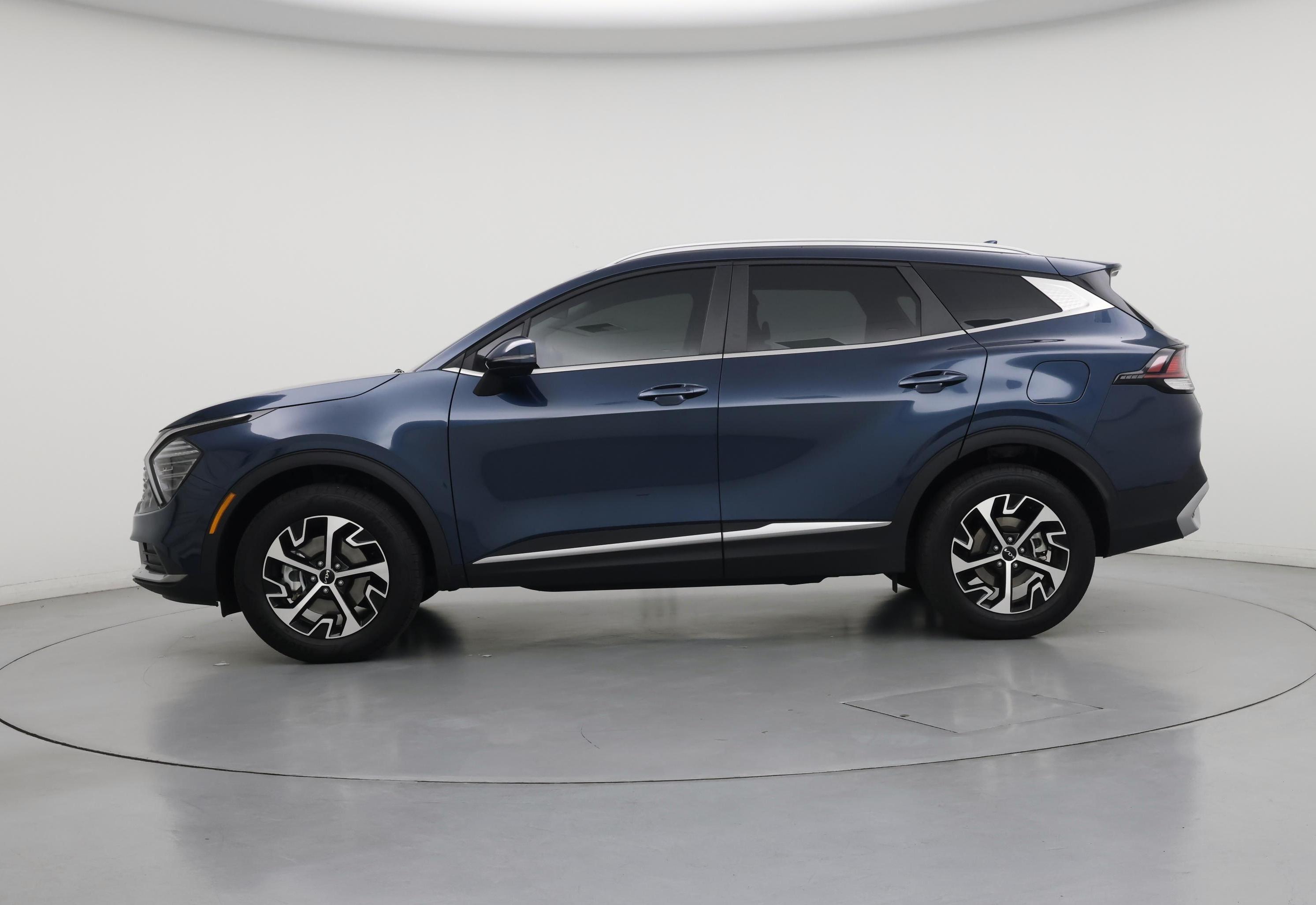 Thumbnail: 2025 Kia Sportage - 3