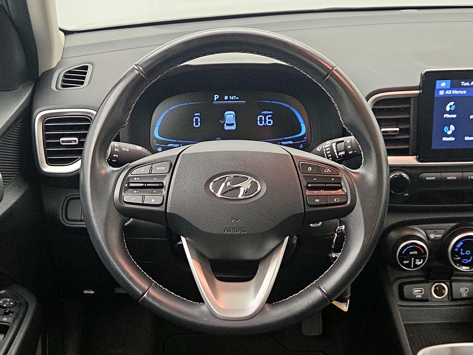 Thumbnail: 2023 Hyundai Venue - 10