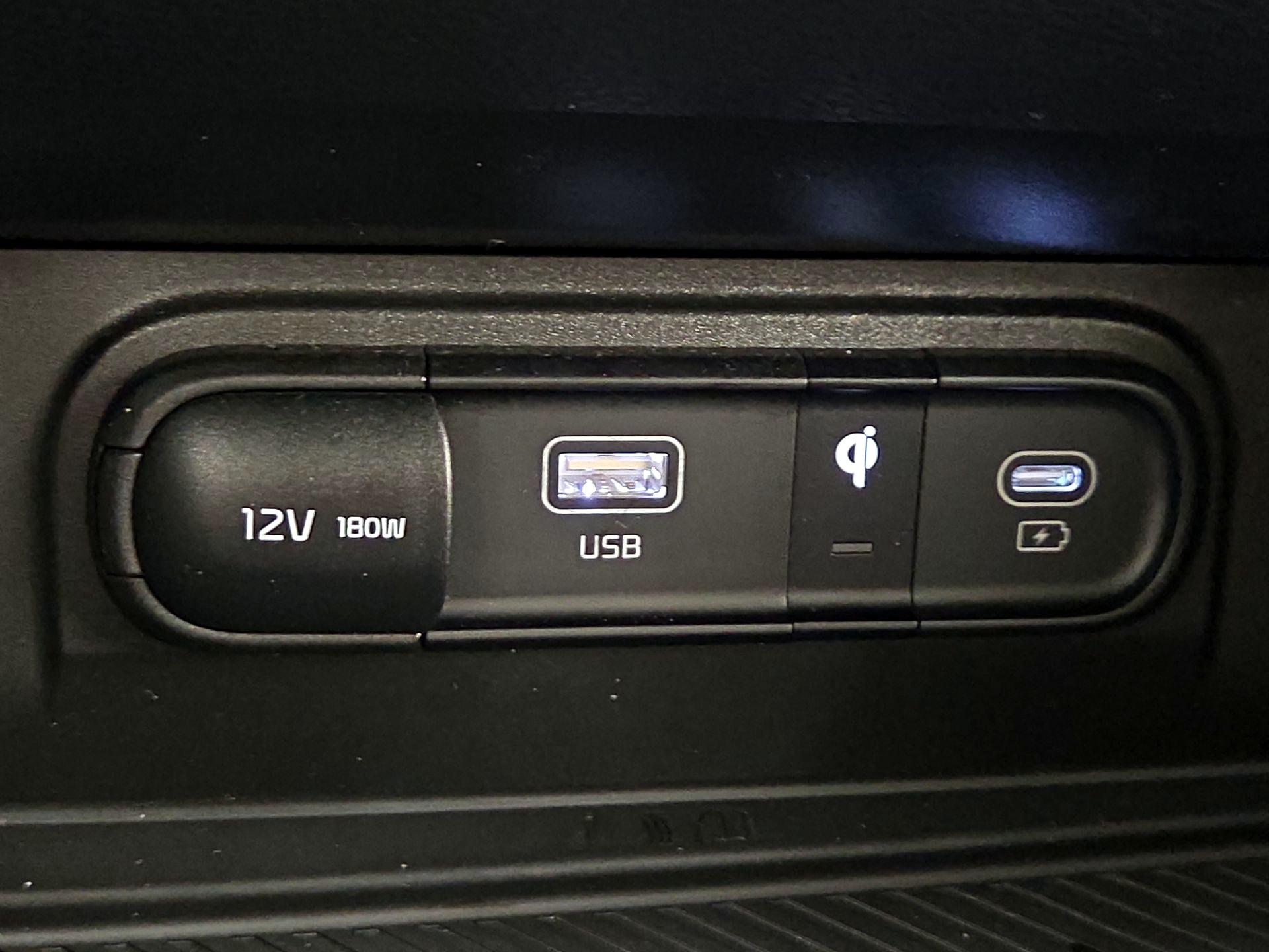 Thumbnail: 2023 Kia Sportage - 19