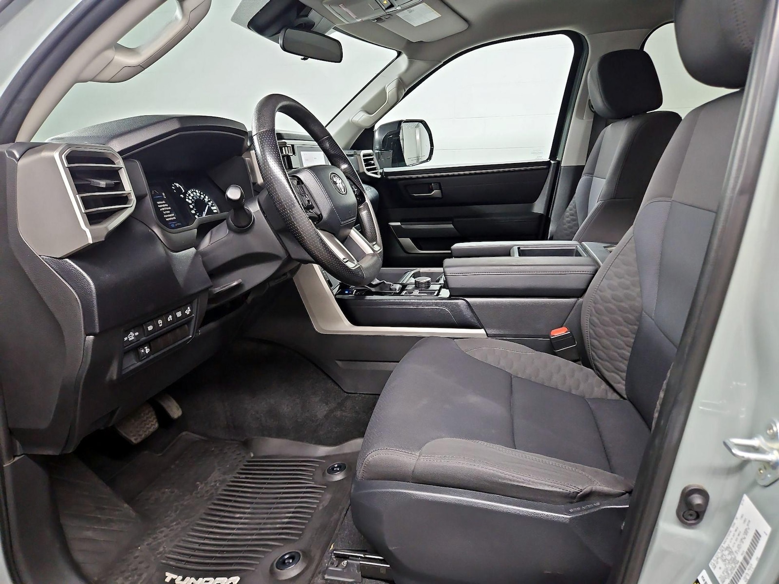 2024 Toyota Tundra SR5 - Photo 12