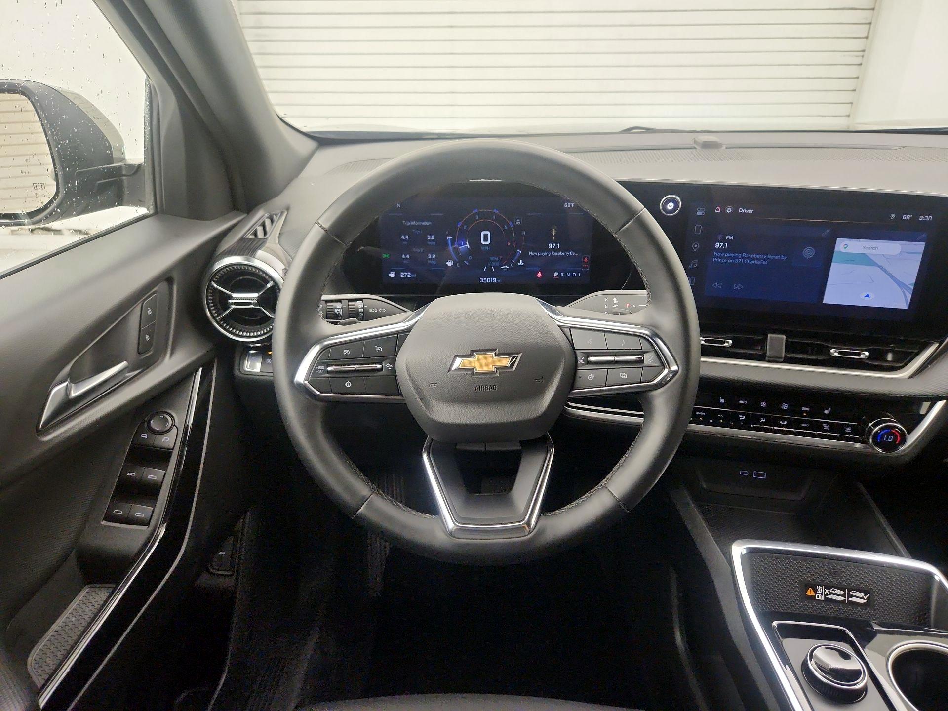 Thumbnail: 2026 Chevrolet Equinox - 10