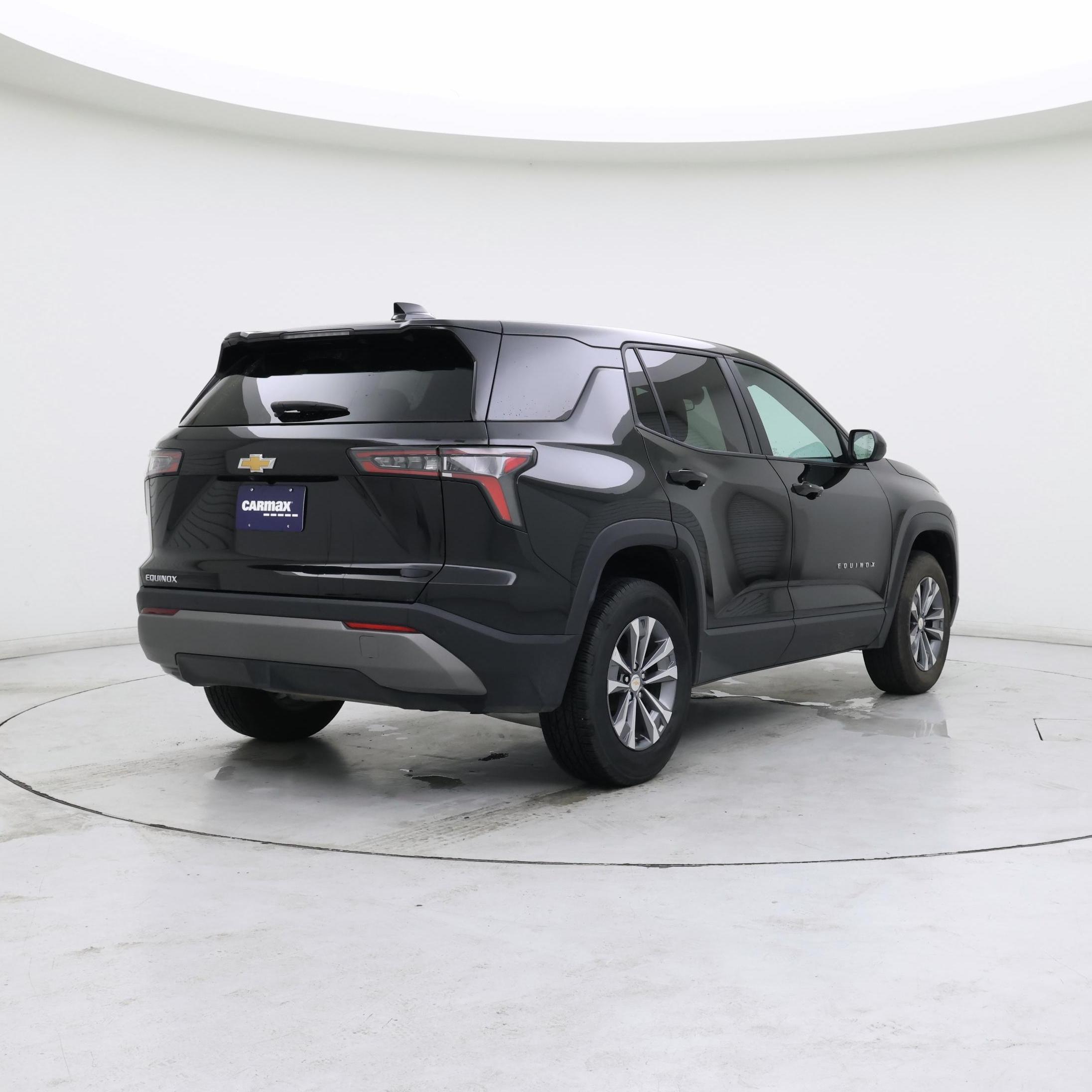Thumbnail: 2026 Chevrolet Equinox - 8