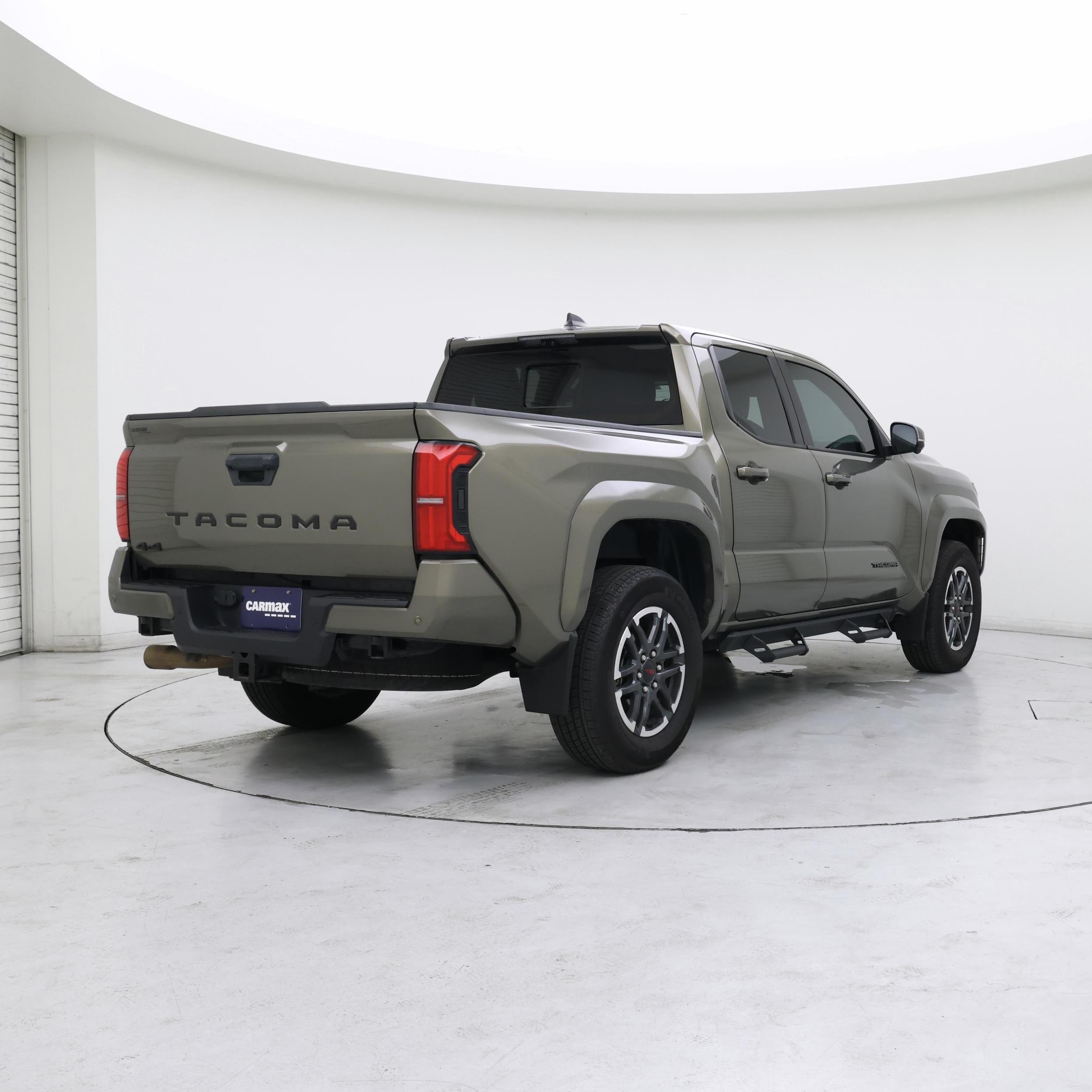 Thumbnail: 2024 Toyota Tacoma - 8