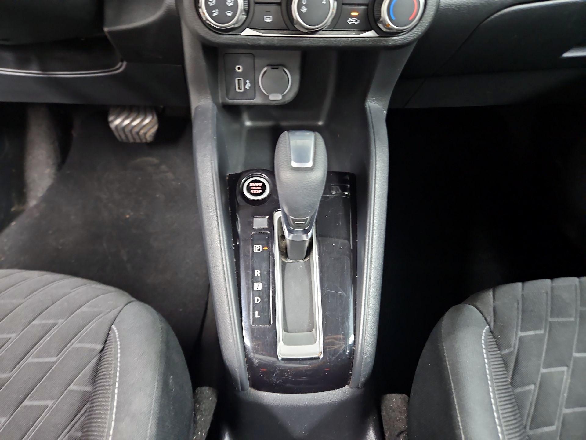 Thumbnail: 2021 Nissan Kicks - 17