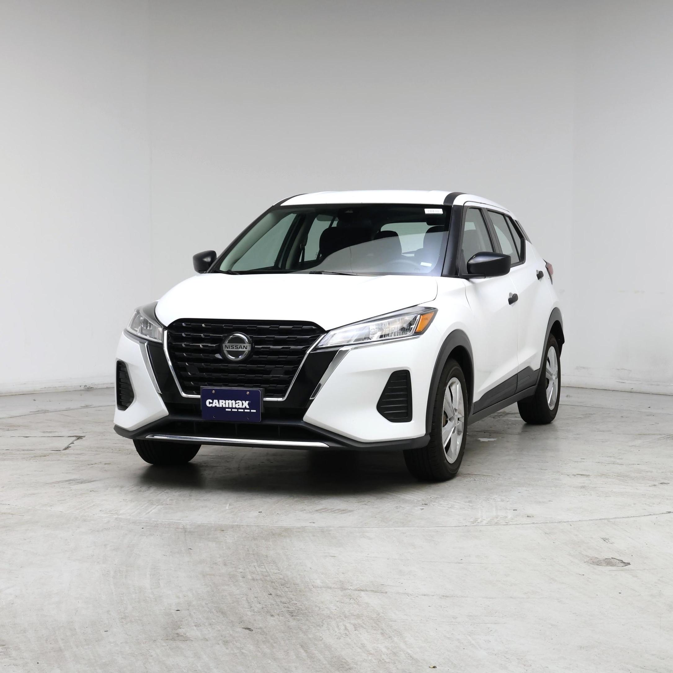 Thumbnail: 2021 Nissan Kicks - 4