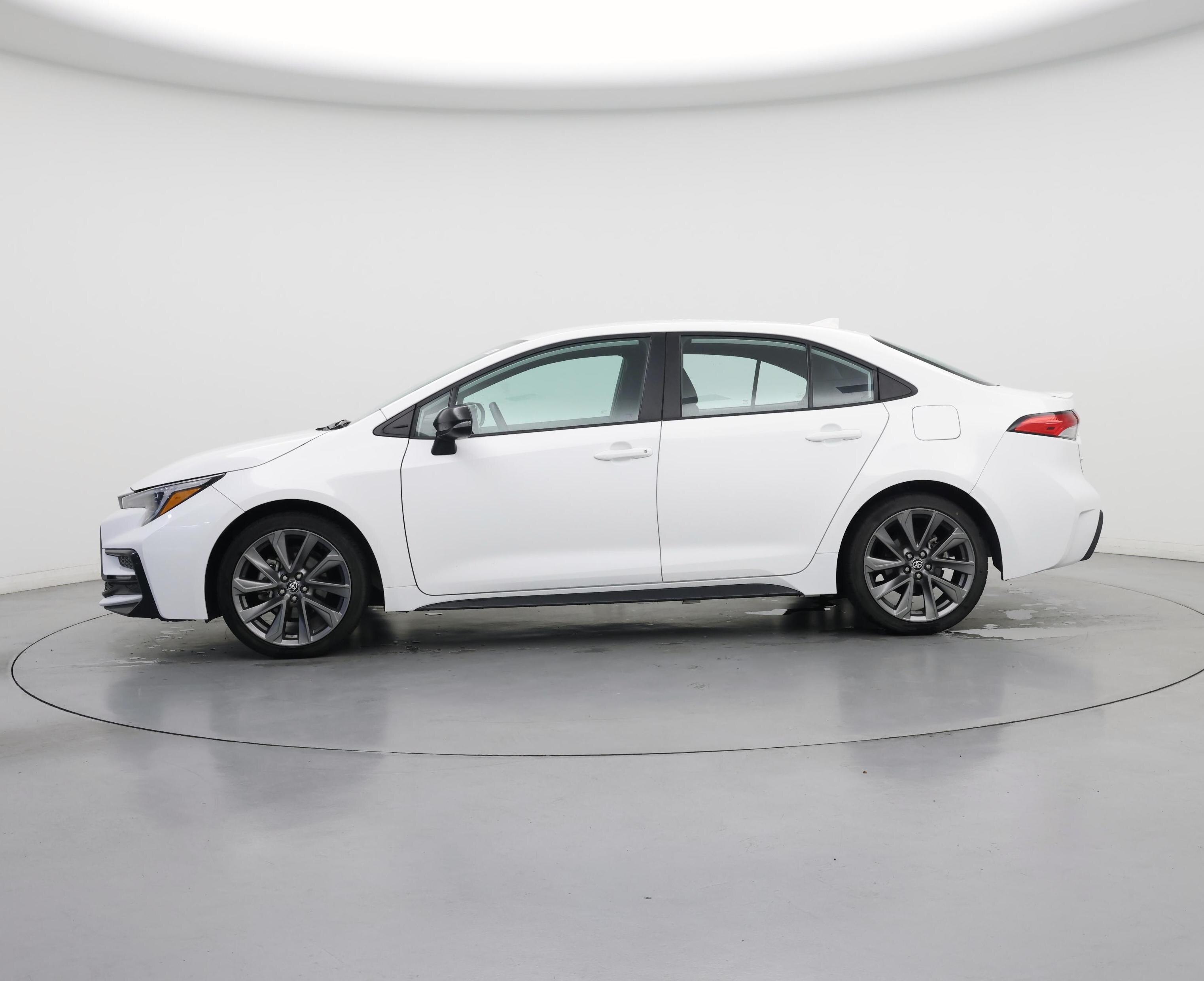 Thumbnail: 2024 Toyota Corolla - 3