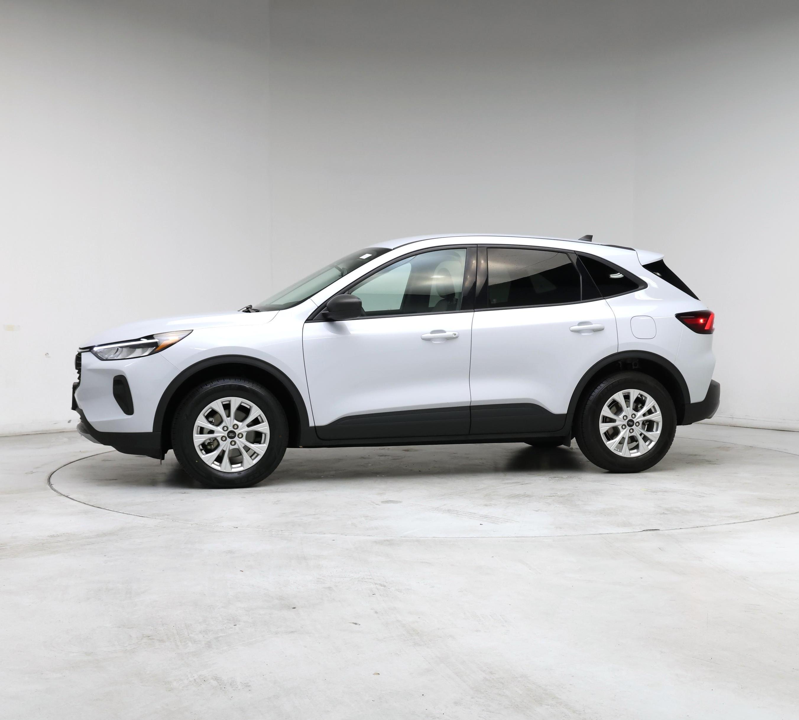 Thumbnail: 2025 Ford Escape - 3