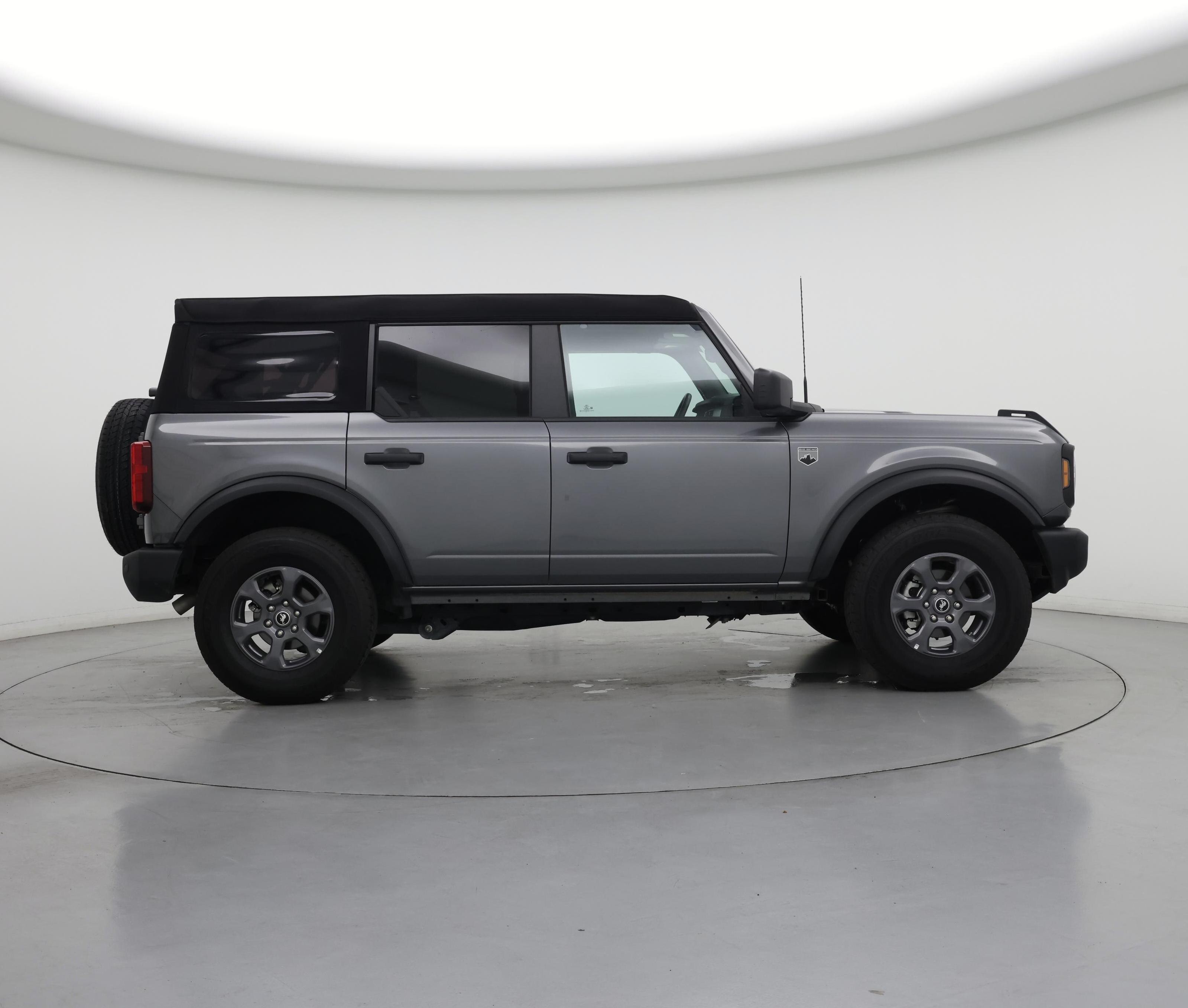Thumbnail: 2025 Ford Bronco - 7