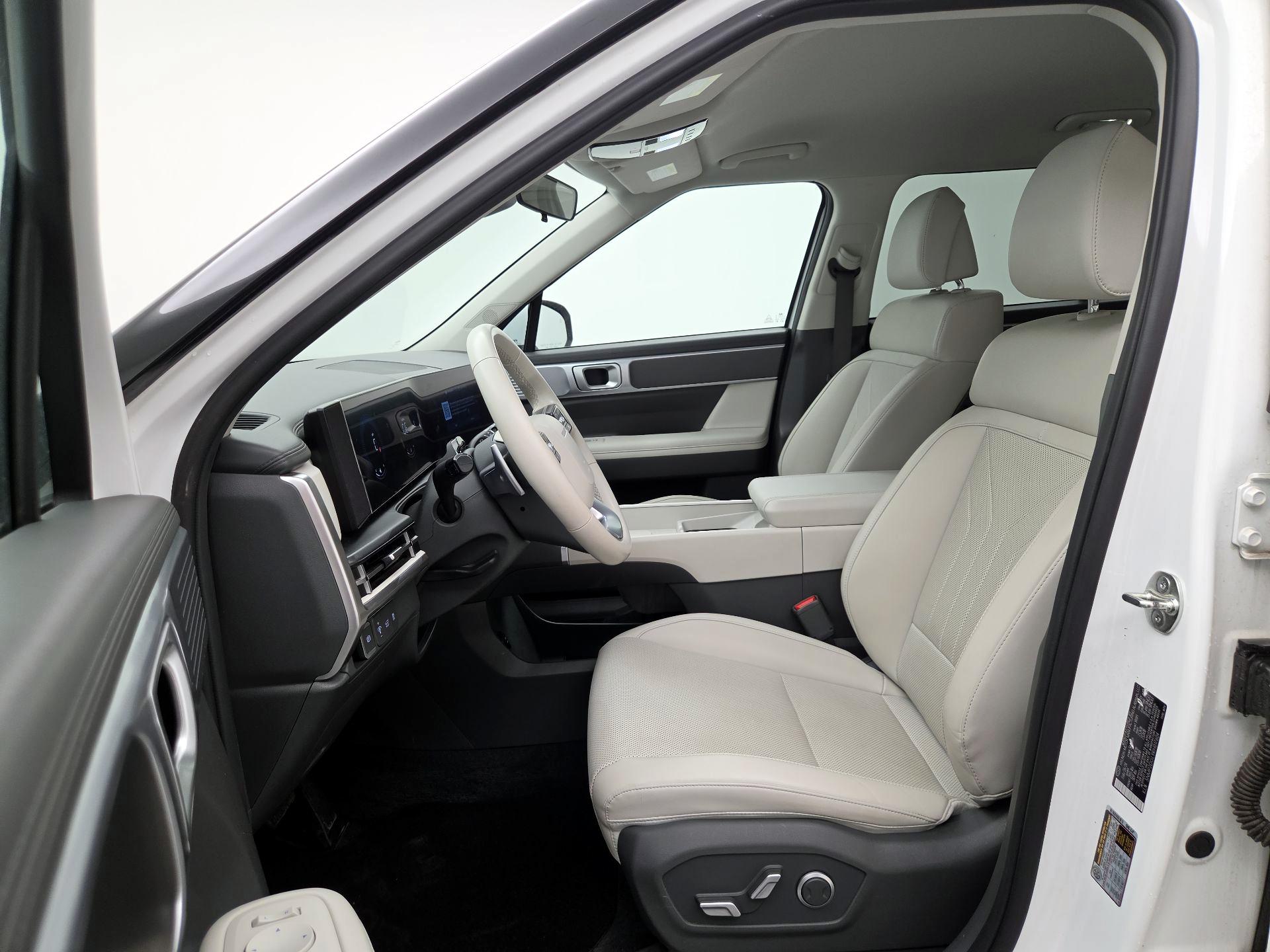 Thumbnail: 2024 Hyundai Santa Fe - 11