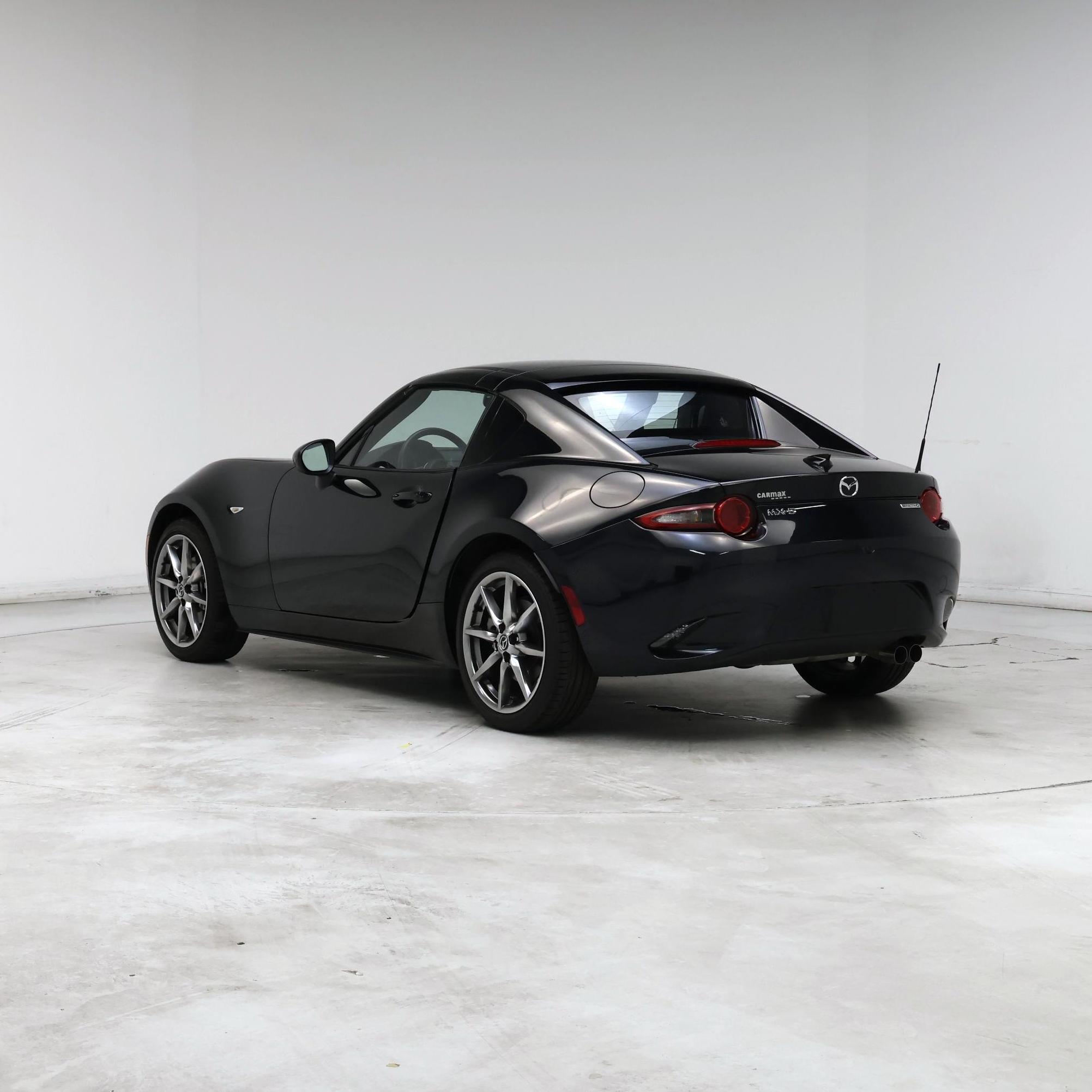 Thumbnail: 2022 Mazda MX-5 Miata - 2
