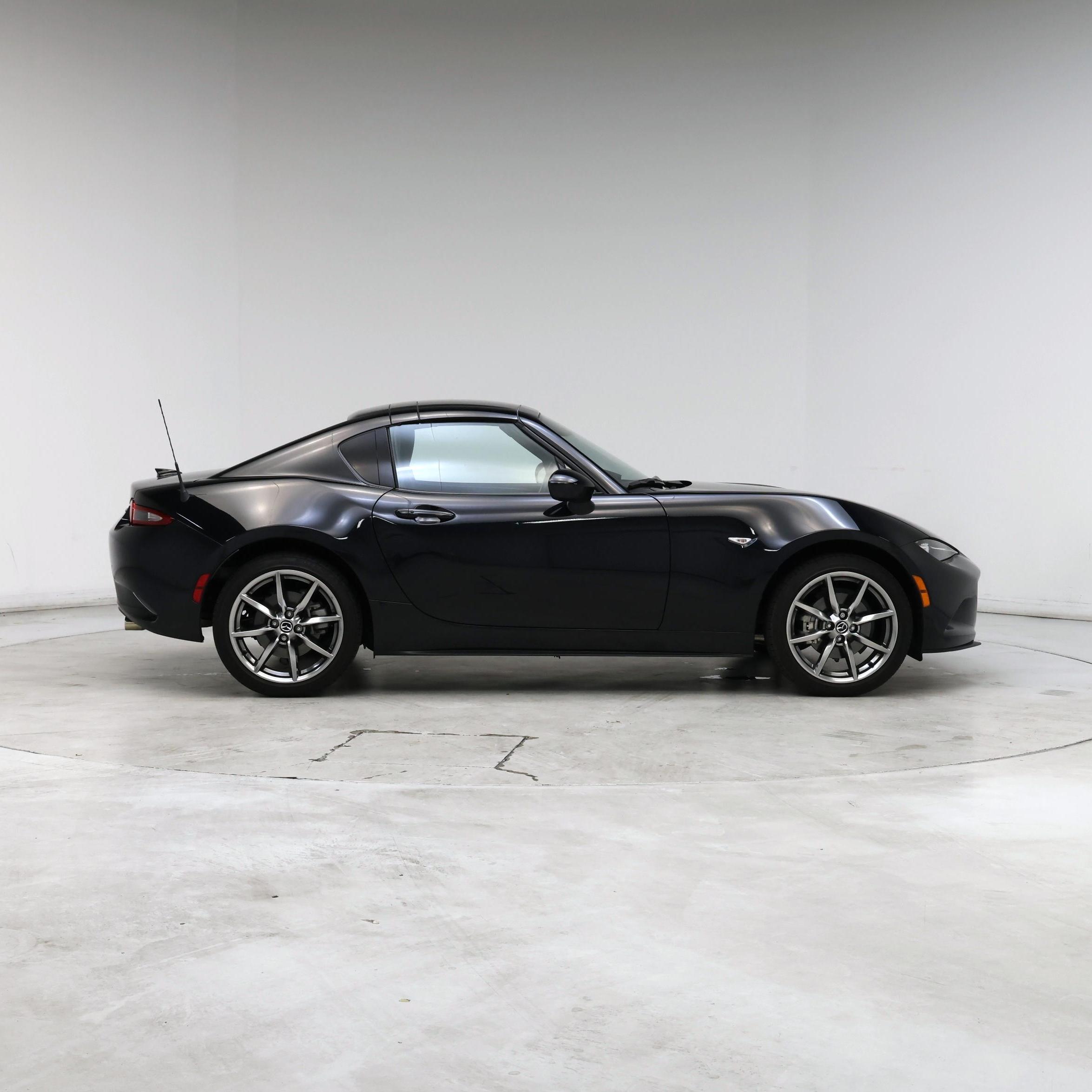 Thumbnail: 2022 Mazda MX-5 Miata - 7