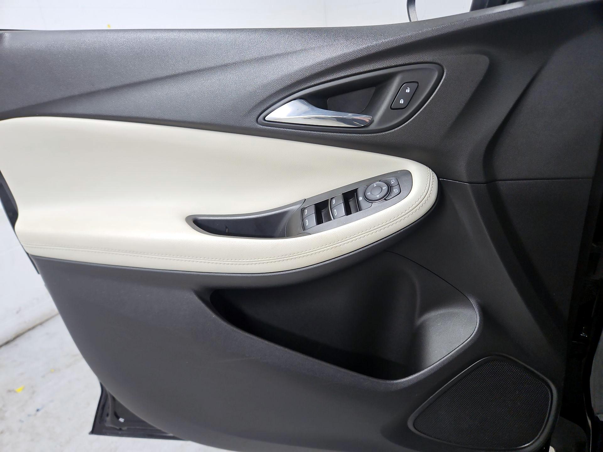 Thumbnail: 2021 Buick Encore GX - 12