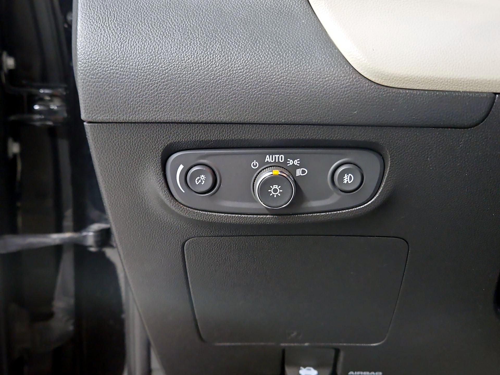 Thumbnail: 2021 Buick Encore GX - 13