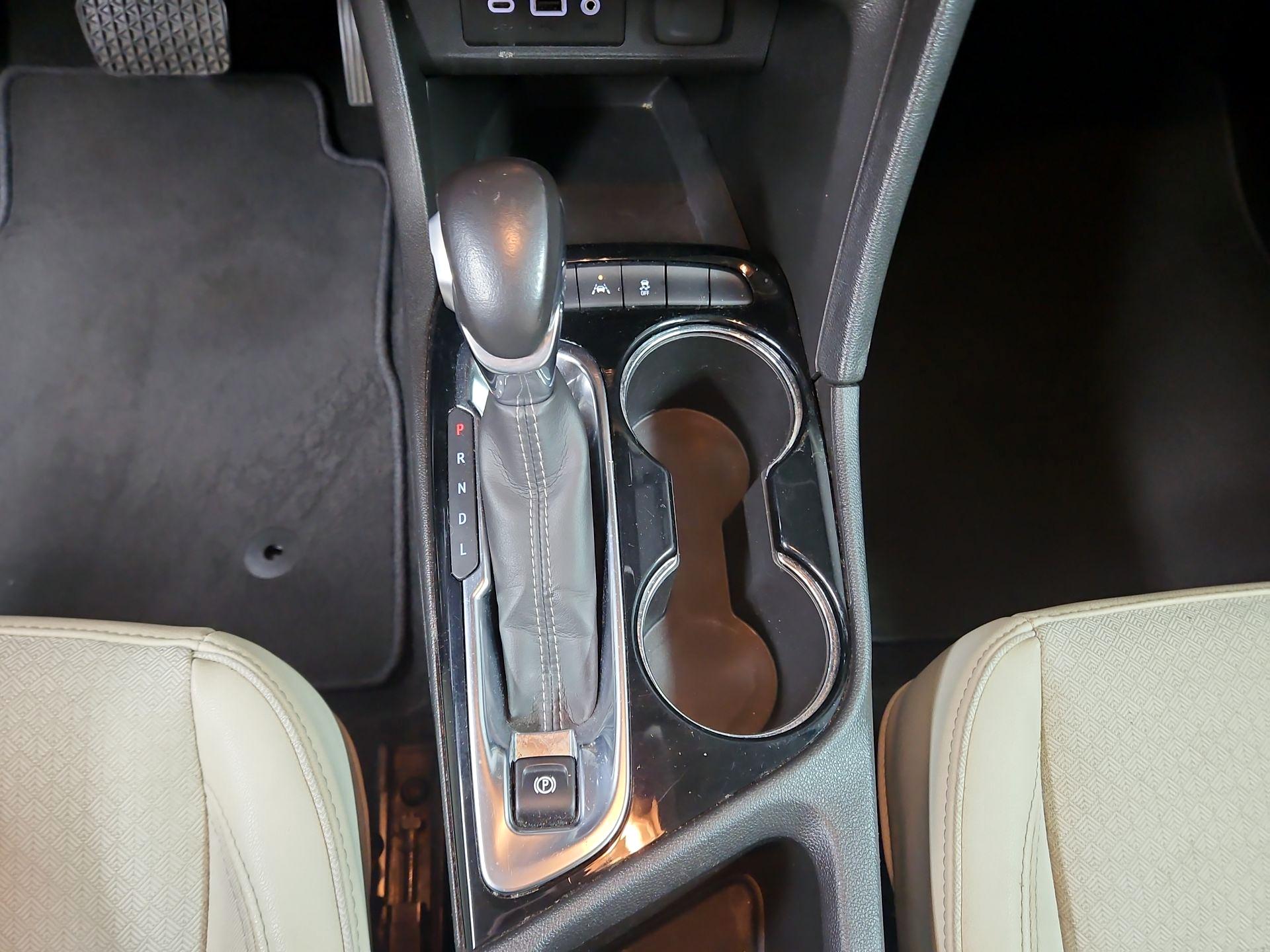 Thumbnail: 2021 Buick Encore GX - 17