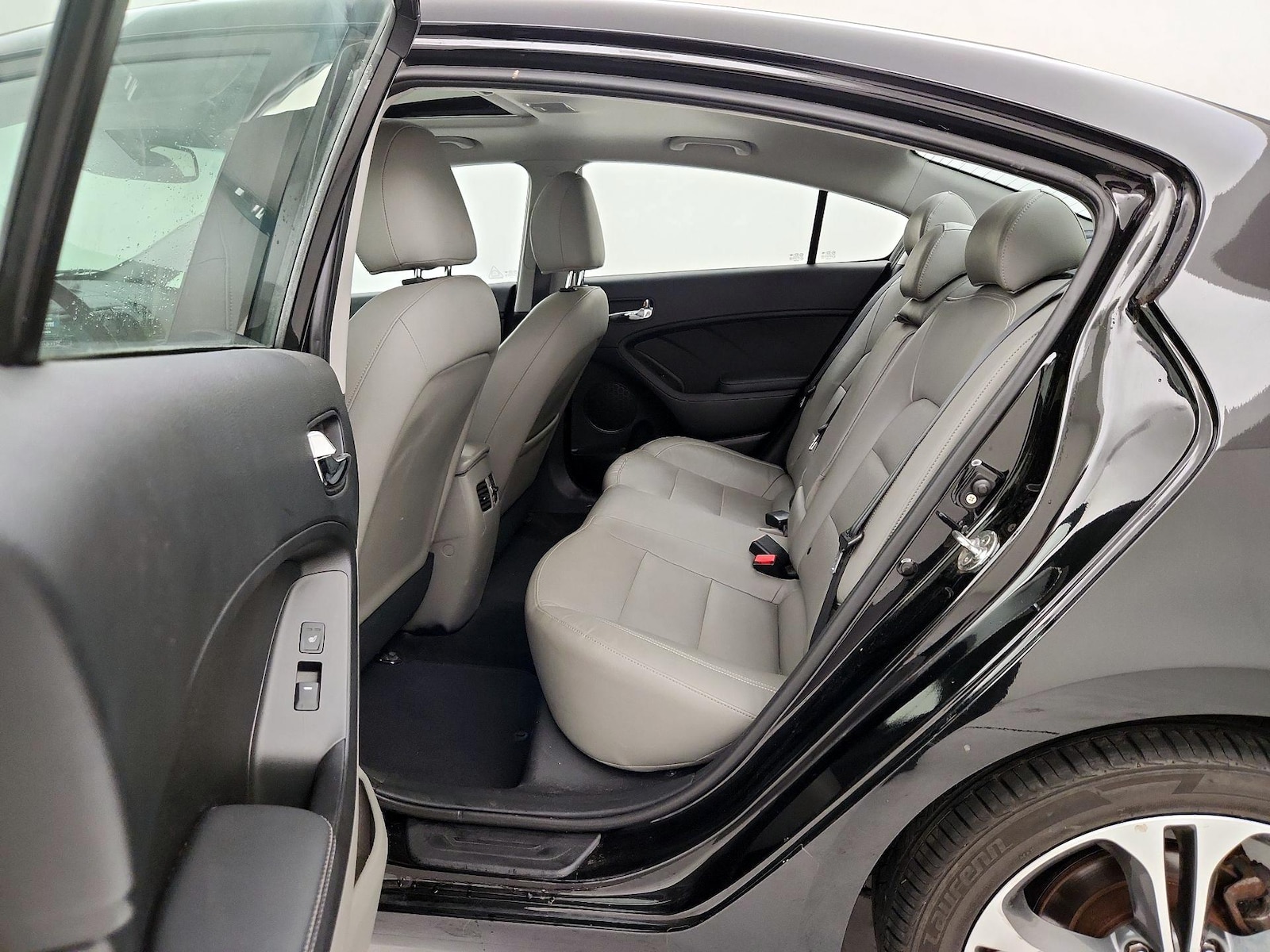 2016 Kia Forte EX - Photo 22