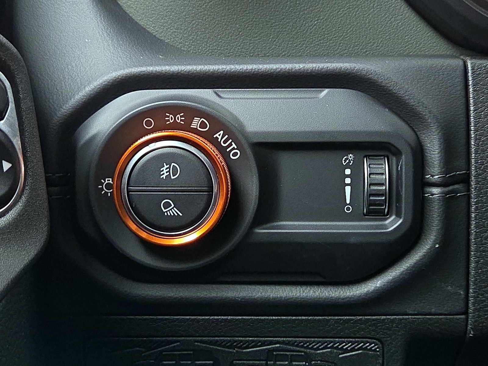 2025 Jeep Gladiator Mojave X - Photo 14
