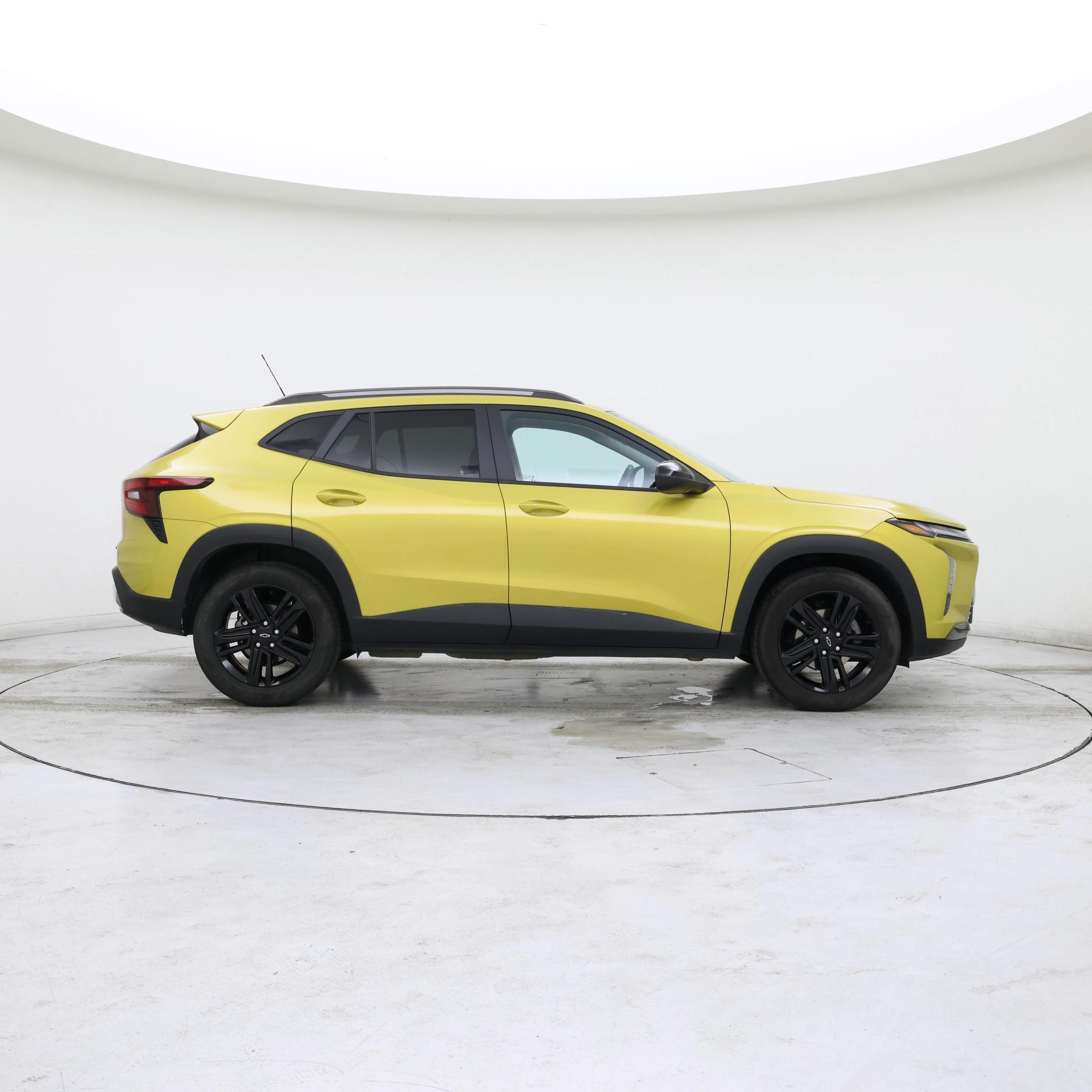 Thumbnail: 2025 Chevrolet Trax - 7