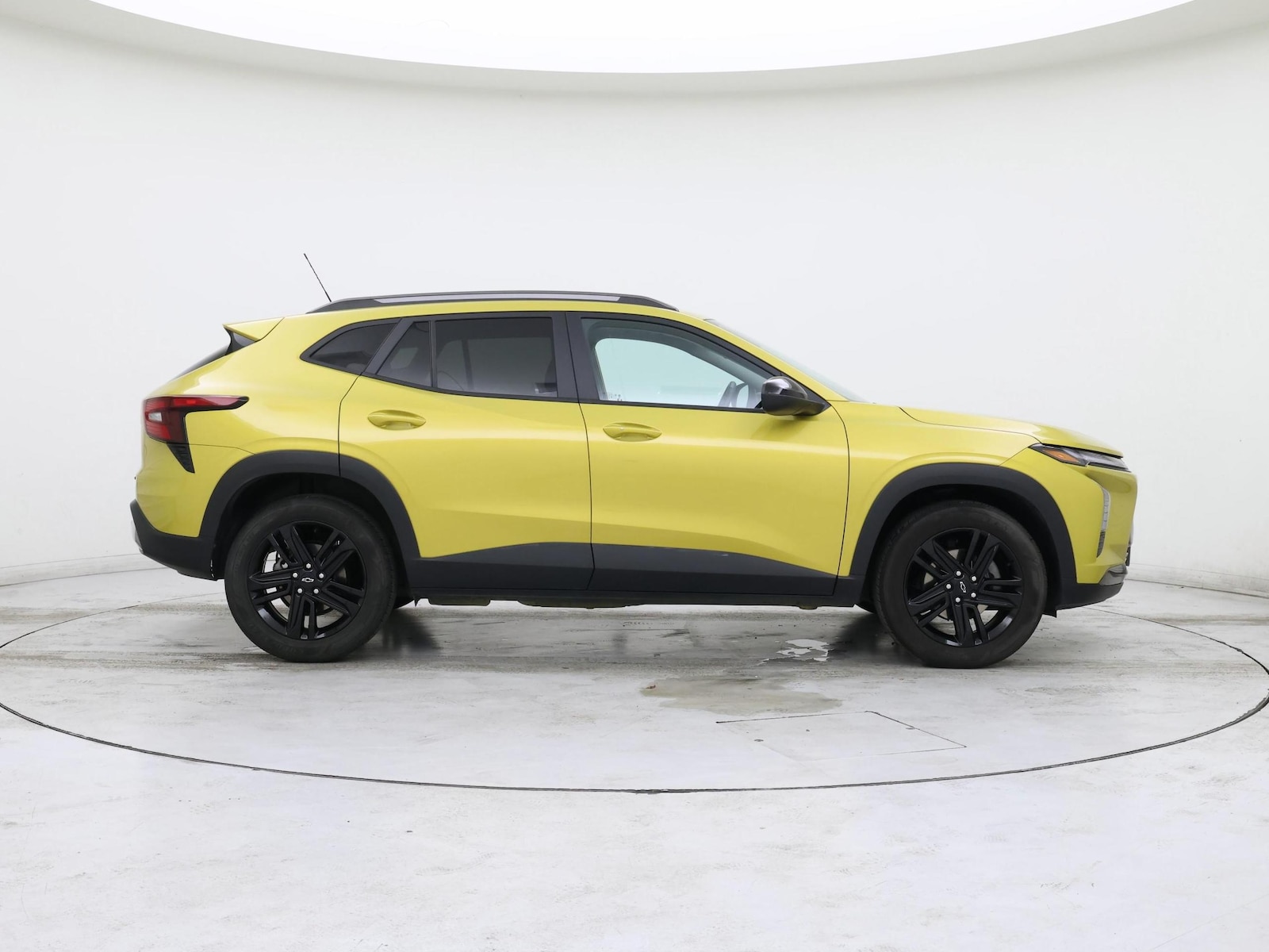 2025 Chevrolet Trax Activ - Photo 8