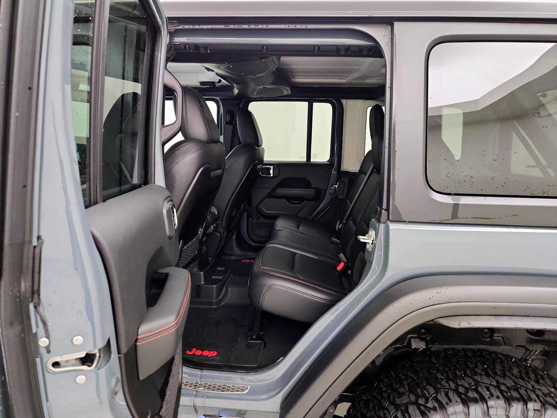 Thumbnail: 2024 Jeep Wrangler - 20