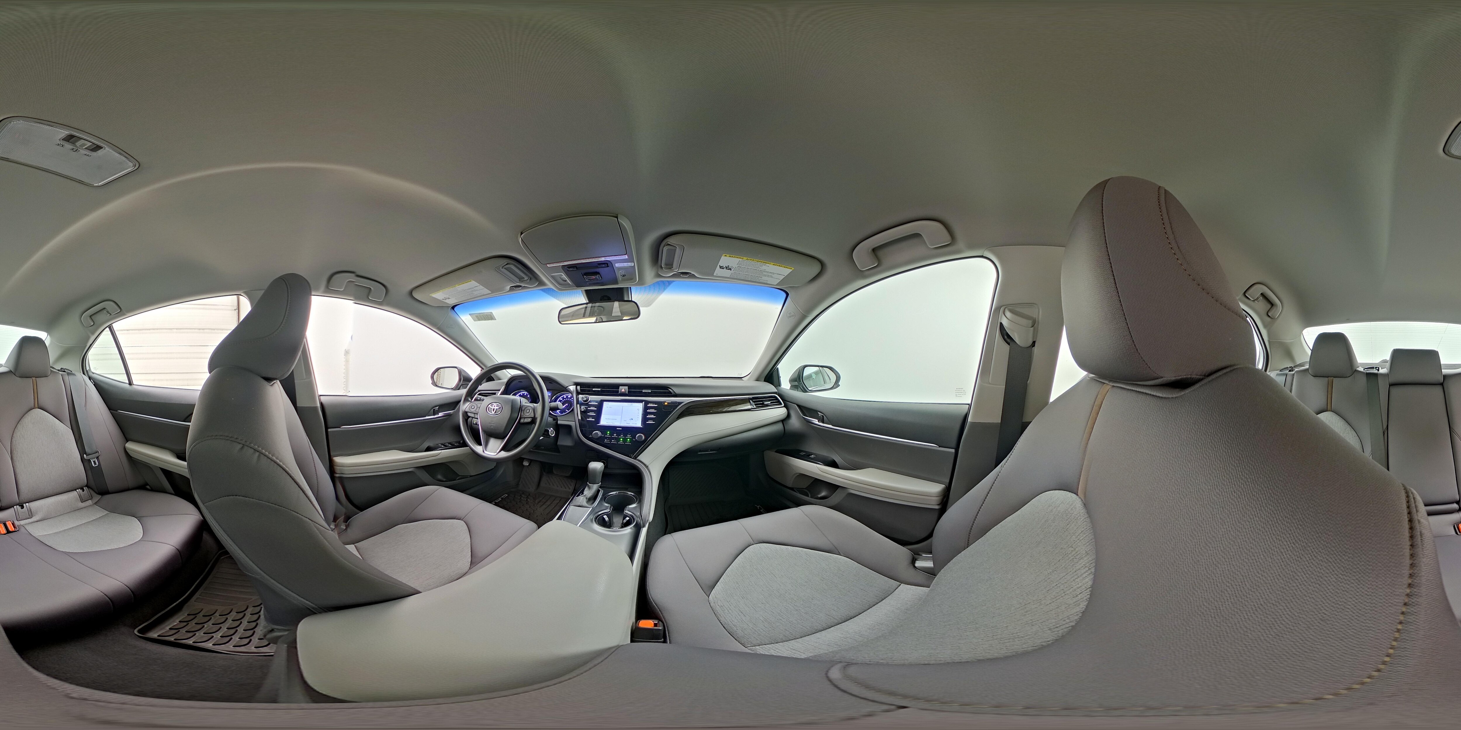 2020 Toyota Camry LE - Photo 25