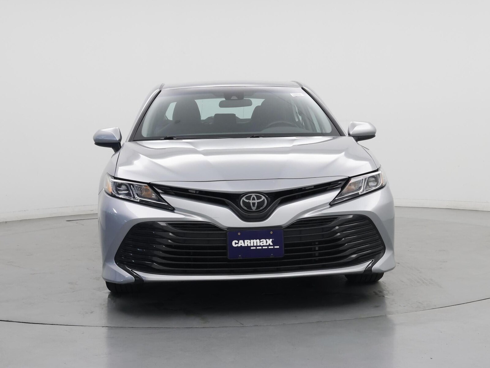 2020 Toyota Camry LE - Photo 6