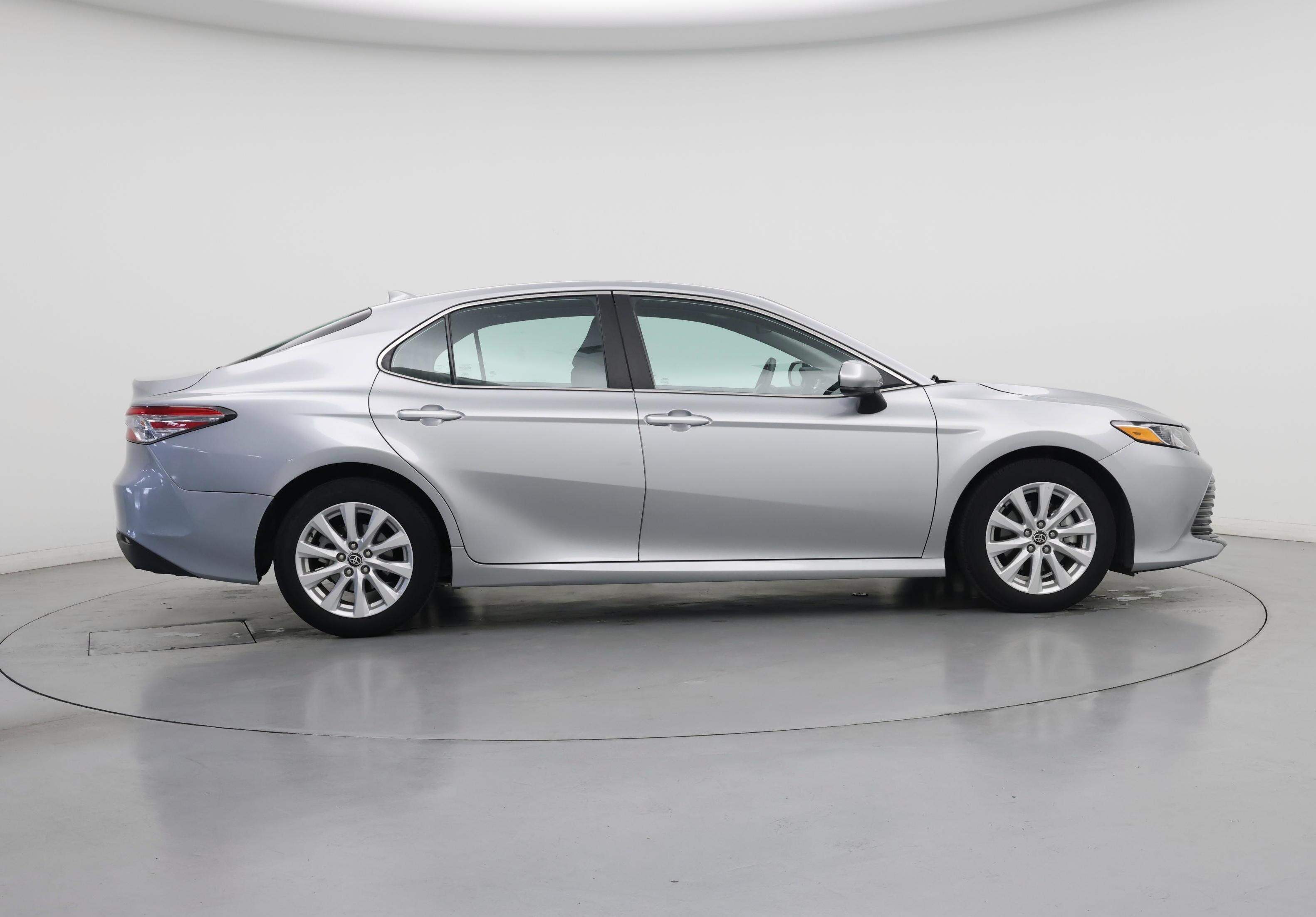 Thumbnail: 2020 Toyota Camry - 7