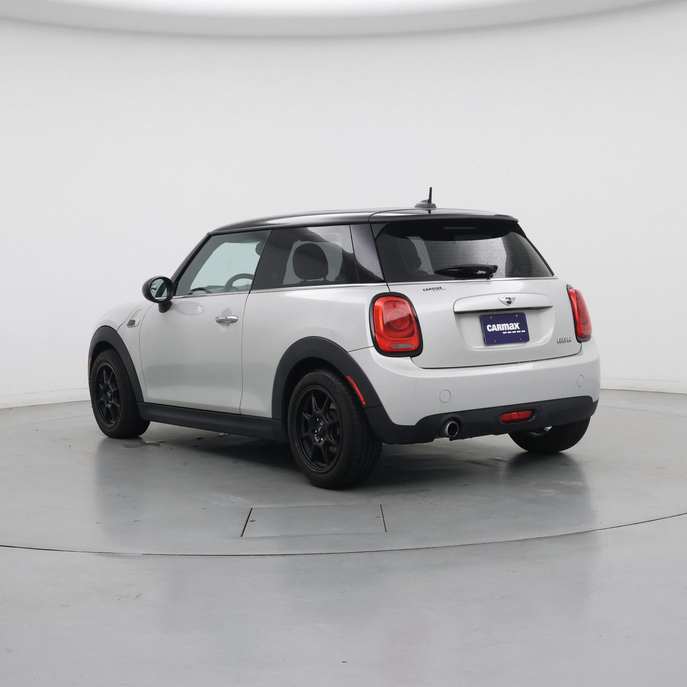 Thumbnail: 2015 MINI Cooper Hardtop - 2