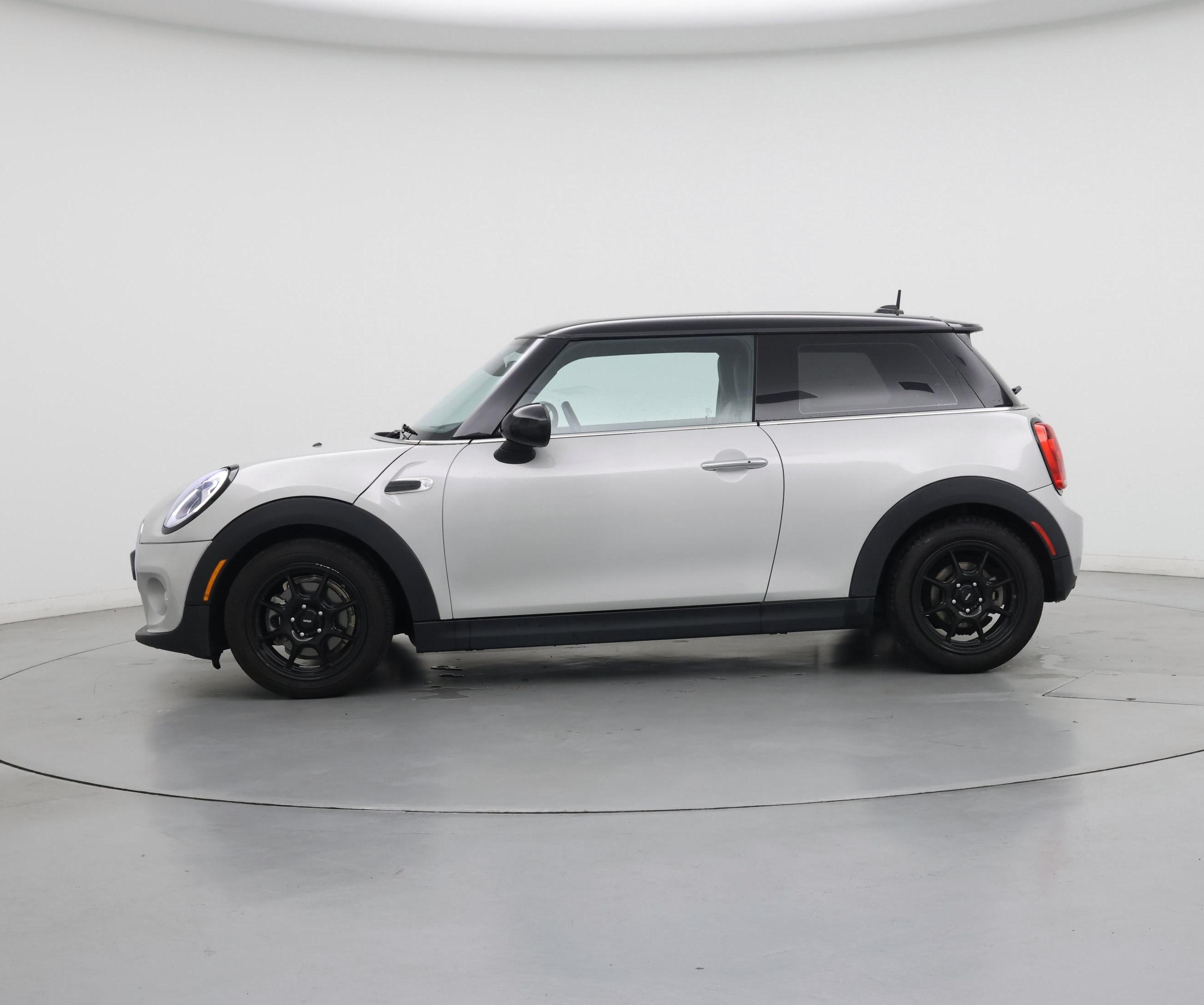 Thumbnail: 2015 MINI Cooper Hardtop - 3