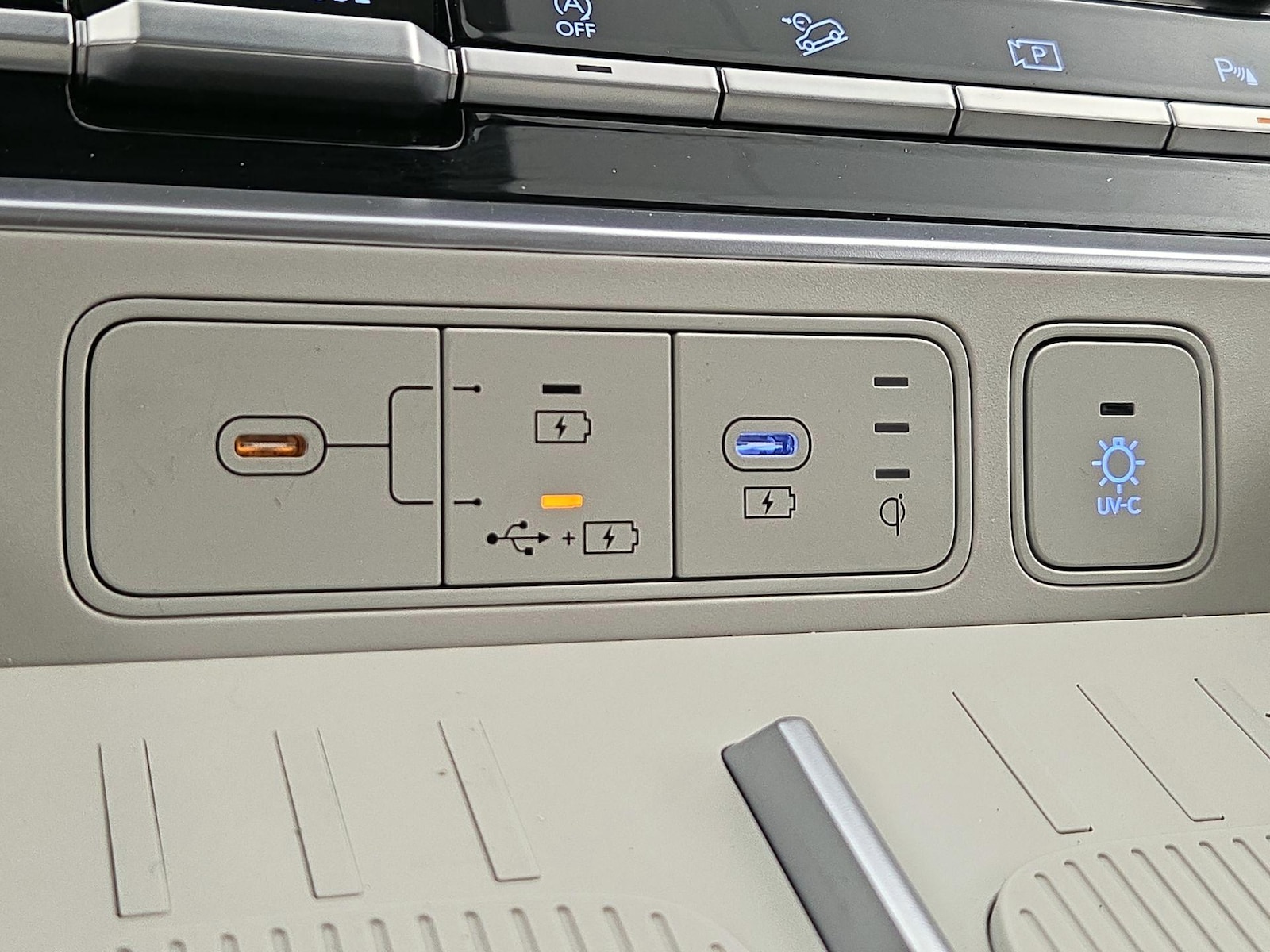 2024 Hyundai Santa Fe Limited - Photo 20