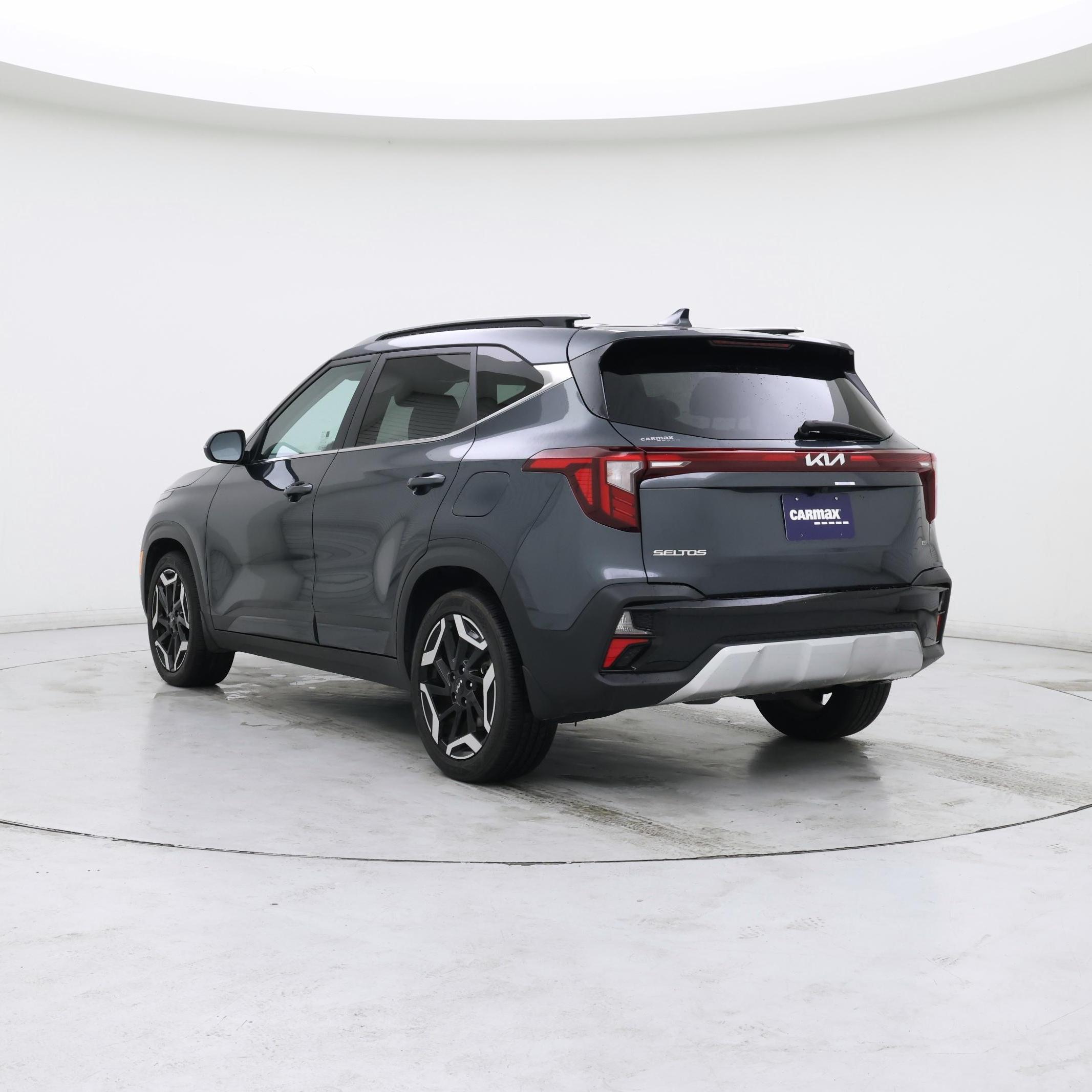 Thumbnail: 2024 Kia Seltos - 2