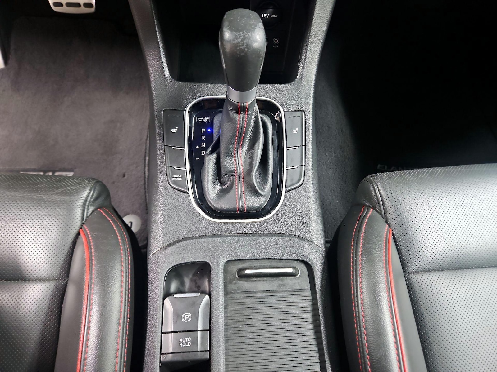 2018 Hyundai Elantra GT GT Sport - Photo 18