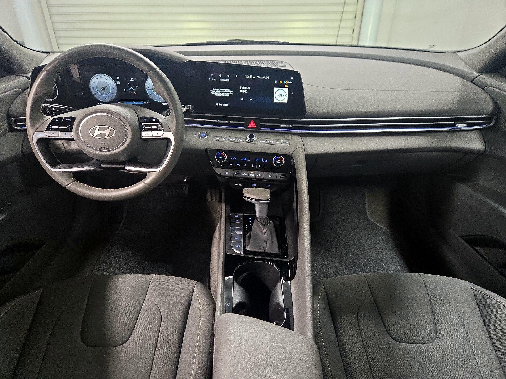 Thumbnail: 2025 Hyundai Elantra - 9